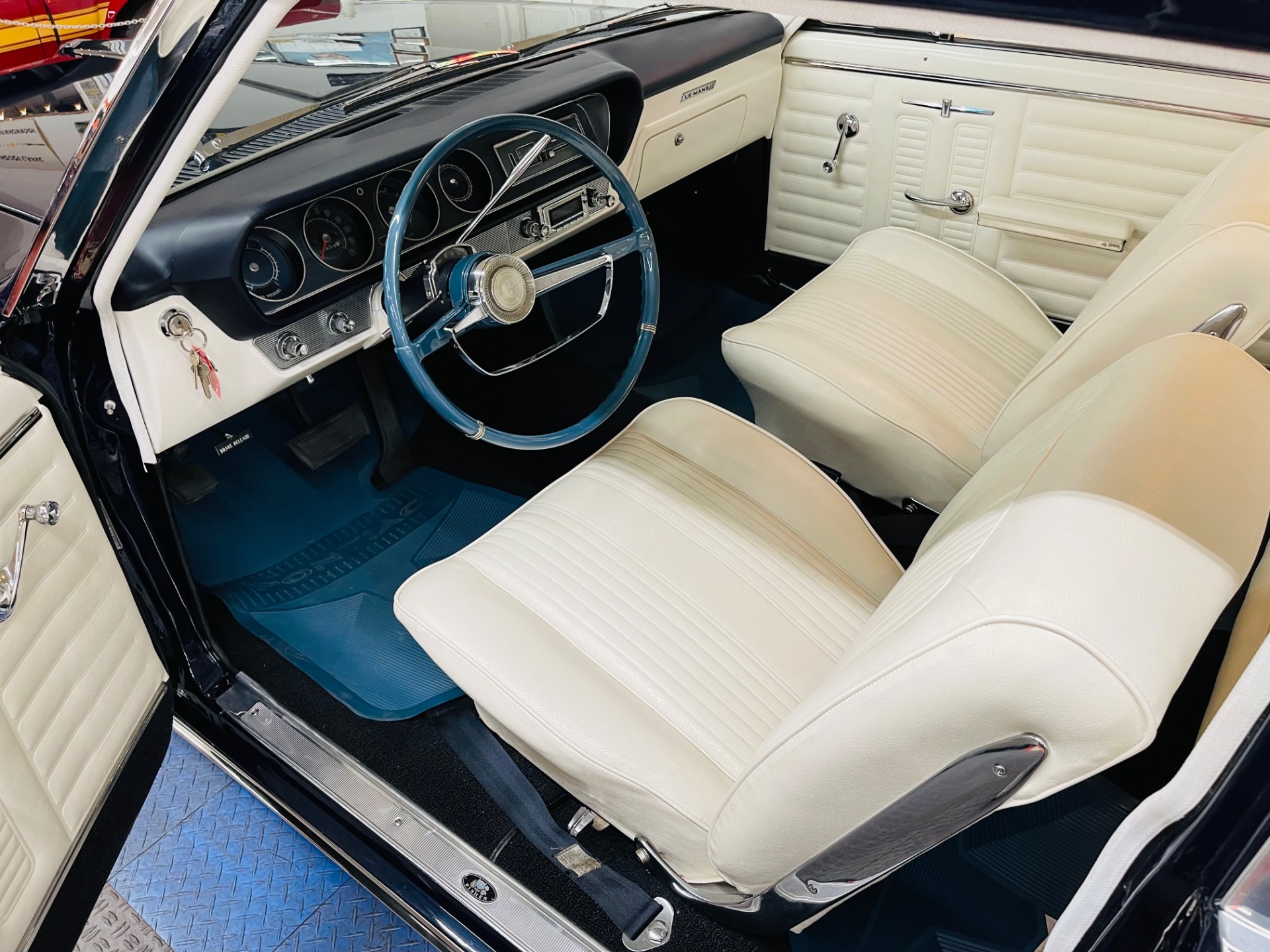 Used 1964 Pontiac LeMans - CONCOURSE GOLD LEVEL RESTORATION -SEE VIDEO | Mundelein, IL