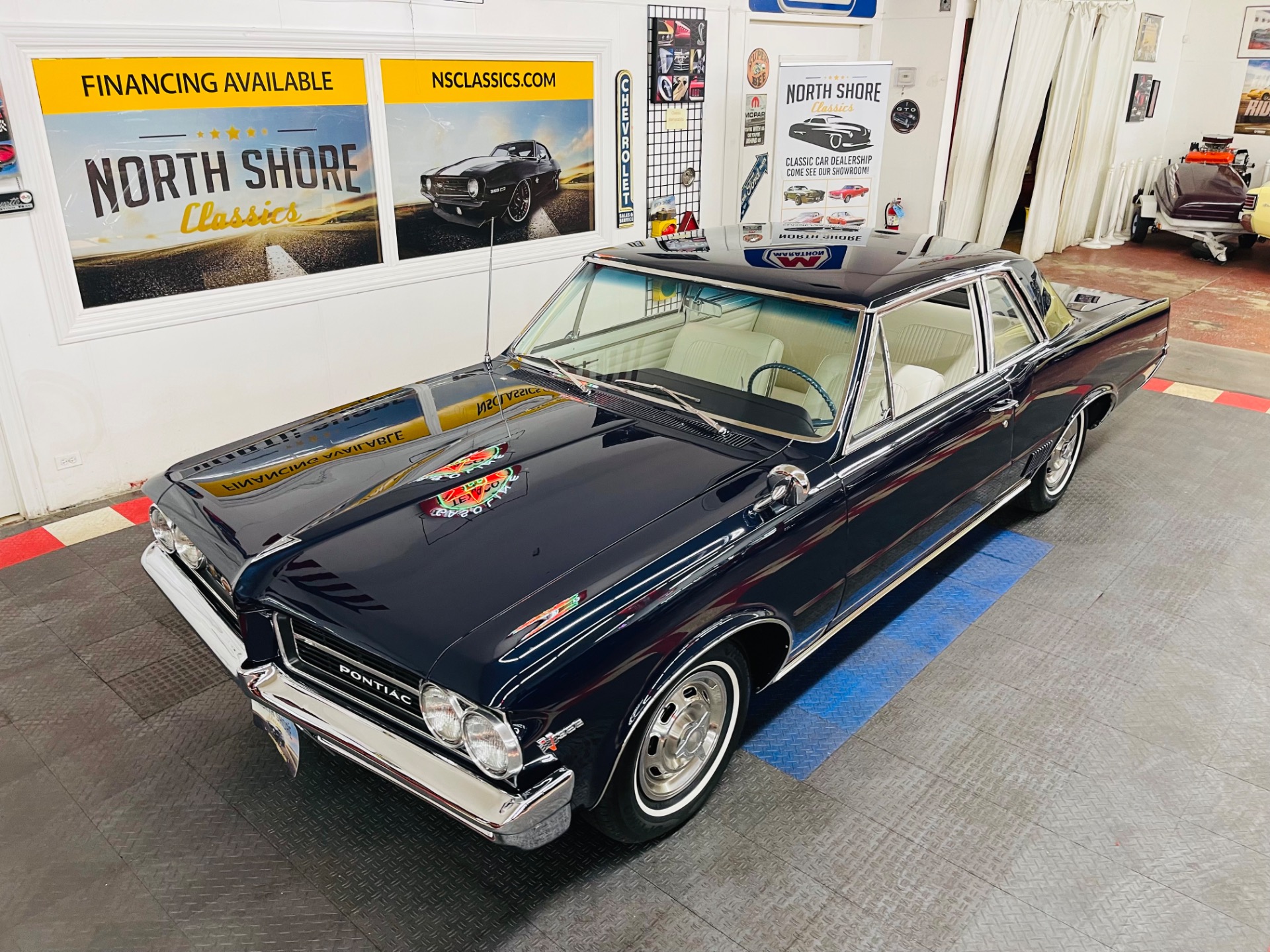 Used 1964 Pontiac LeMans - CONCOURSE GOLD LEVEL RESTORATION -SEE VIDEO | Mundelein, IL