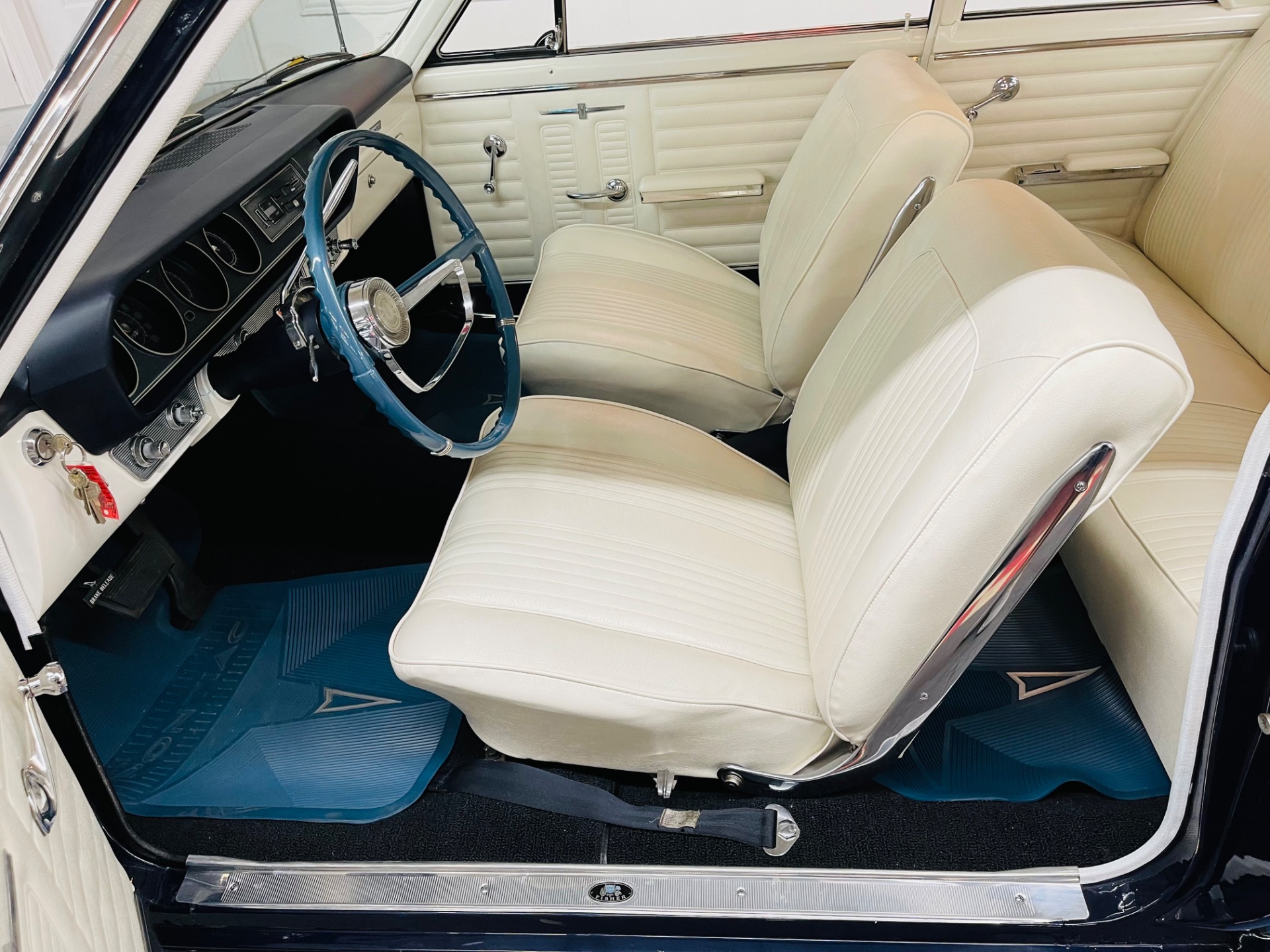 Used 1964 Pontiac LeMans - CONCOURSE GOLD LEVEL RESTORATION -SEE VIDEO | Mundelein, IL