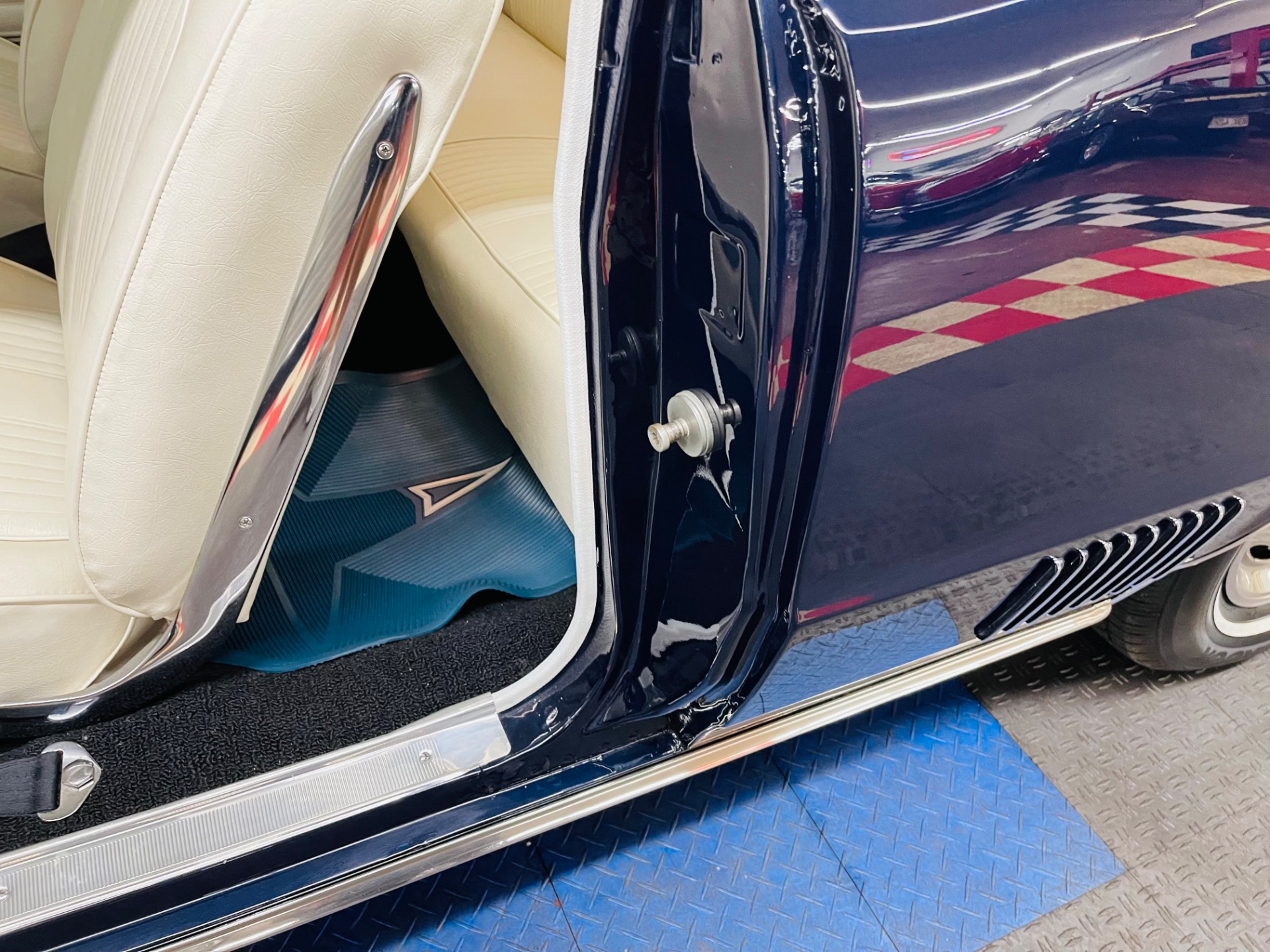 Used 1964 Pontiac LeMans - CONCOURSE GOLD LEVEL RESTORATION -SEE VIDEO | Mundelein, IL