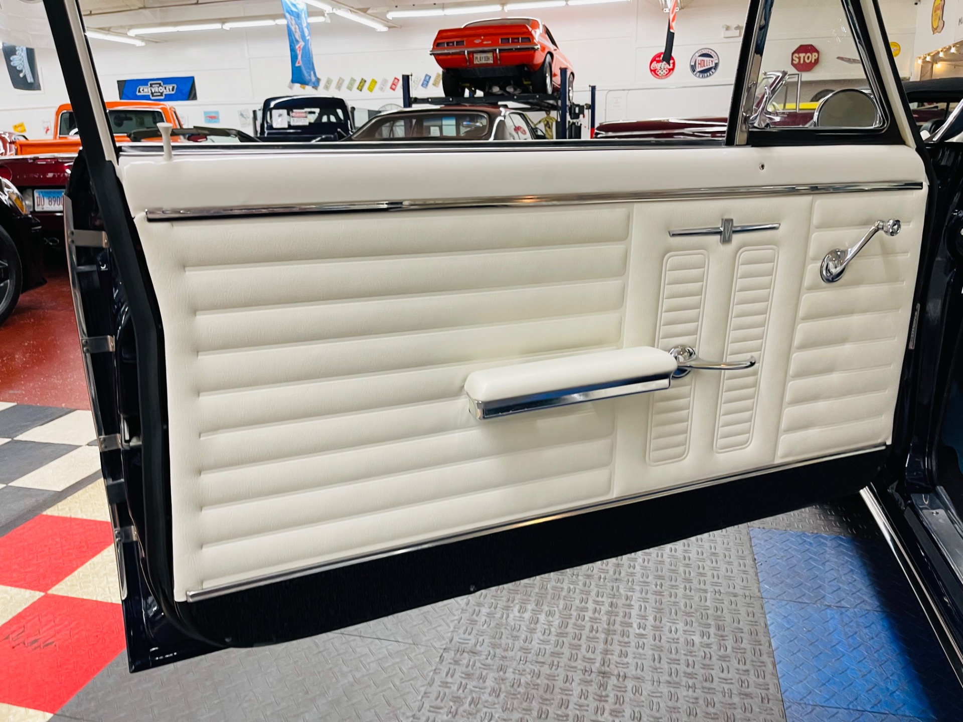 Used 1964 Pontiac LeMans - CONCOURSE GOLD LEVEL RESTORATION -SEE VIDEO | Mundelein, IL