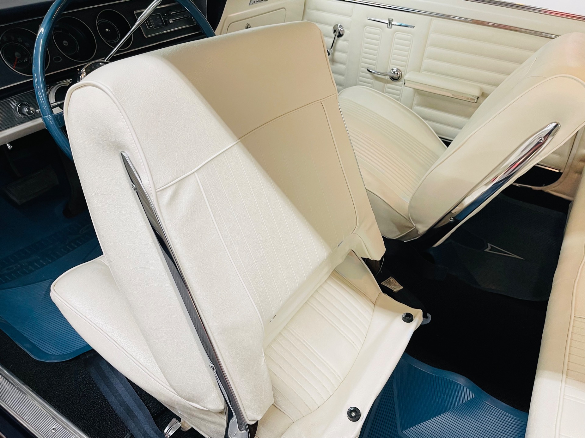 Used 1964 Pontiac LeMans - CONCOURSE GOLD LEVEL RESTORATION -SEE VIDEO | Mundelein, IL