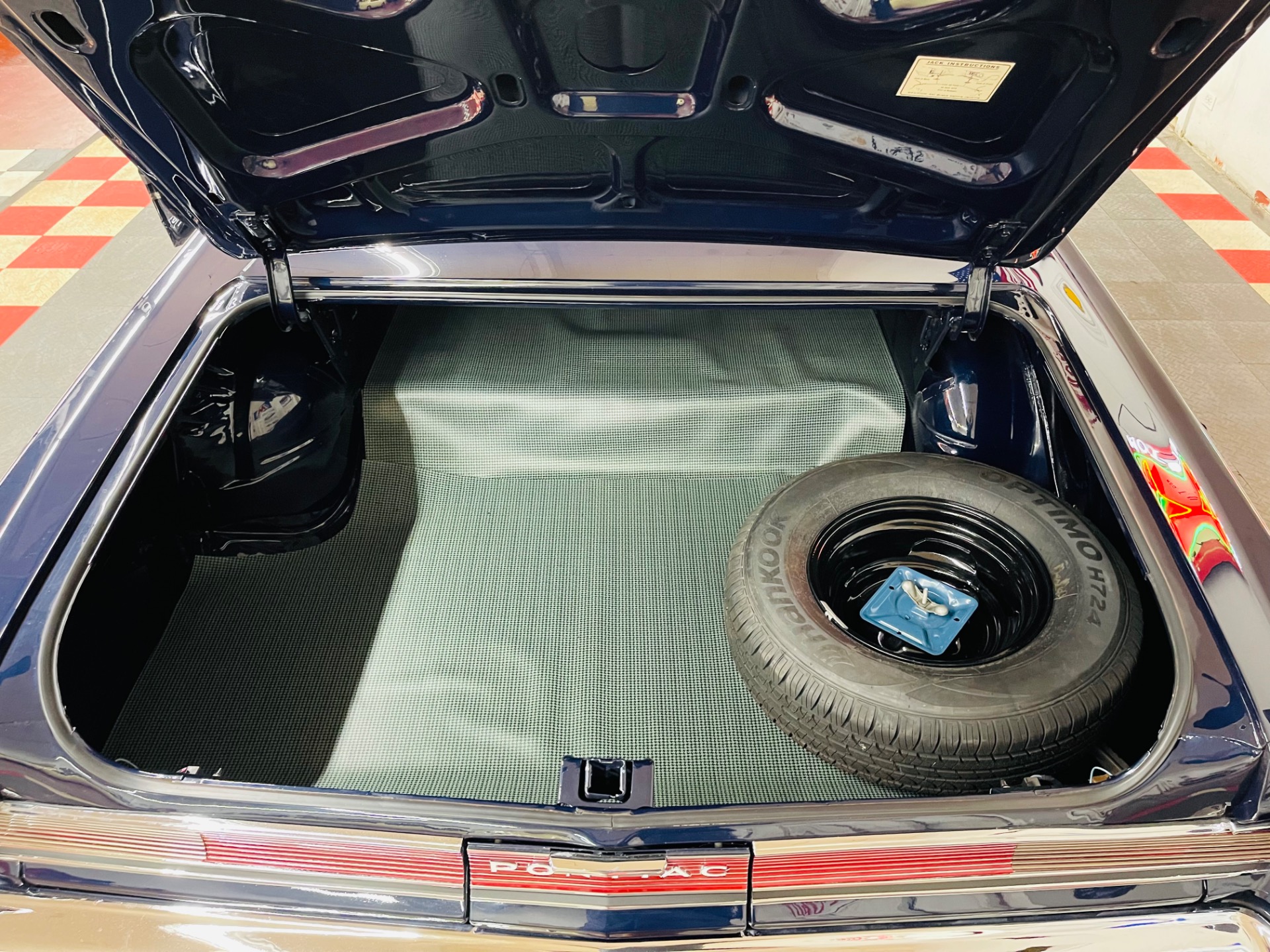 Used 1964 Pontiac LeMans - CONCOURSE GOLD LEVEL RESTORATION -SEE VIDEO | Mundelein, IL