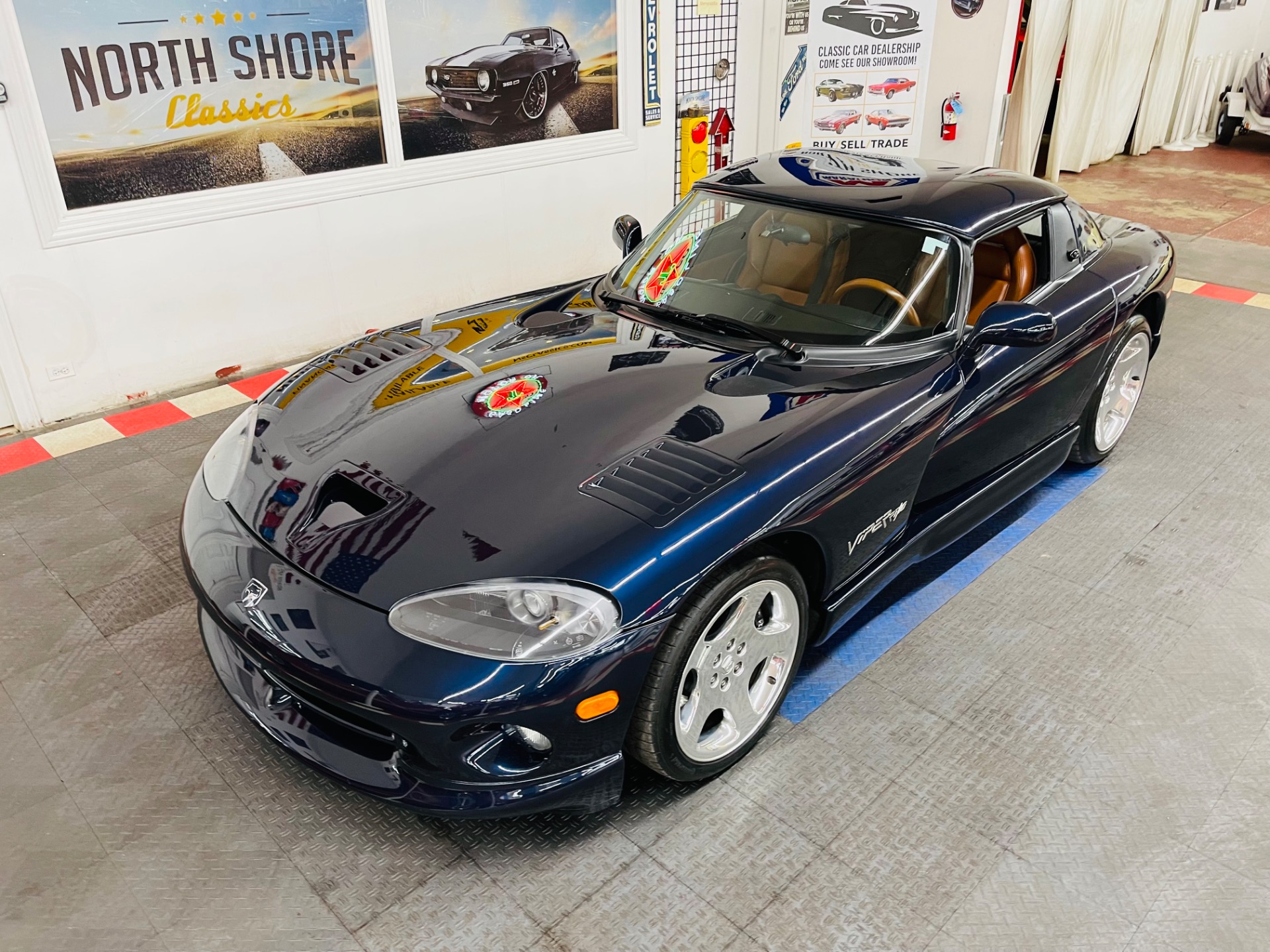 Used 2001 Dodge Viper RT/10 Super Low Miles Rare Color Combo | Mundelein, IL