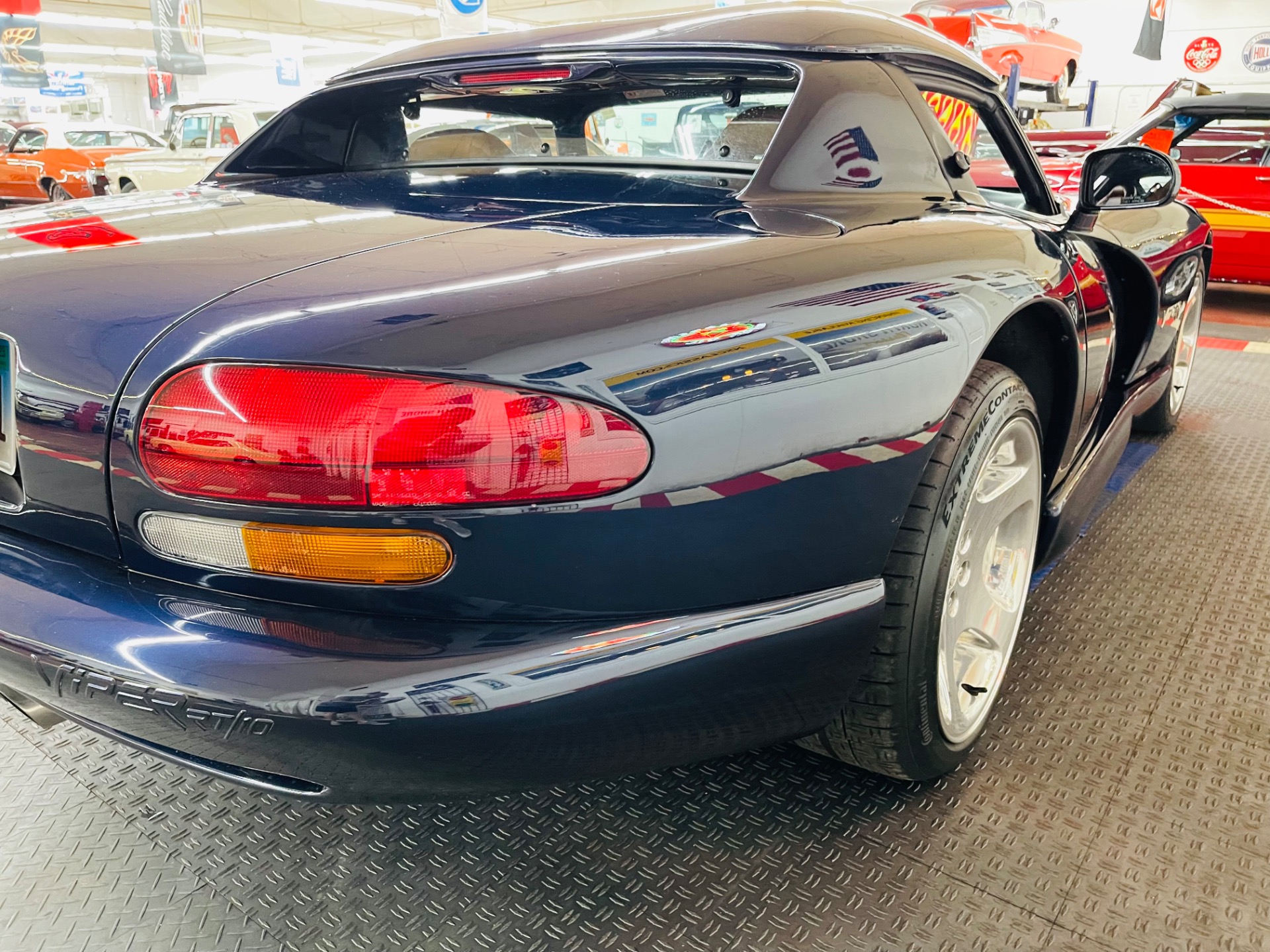 Used 2001 Dodge Viper RT/10 Super Low Miles Rare Color Combo | Mundelein, IL