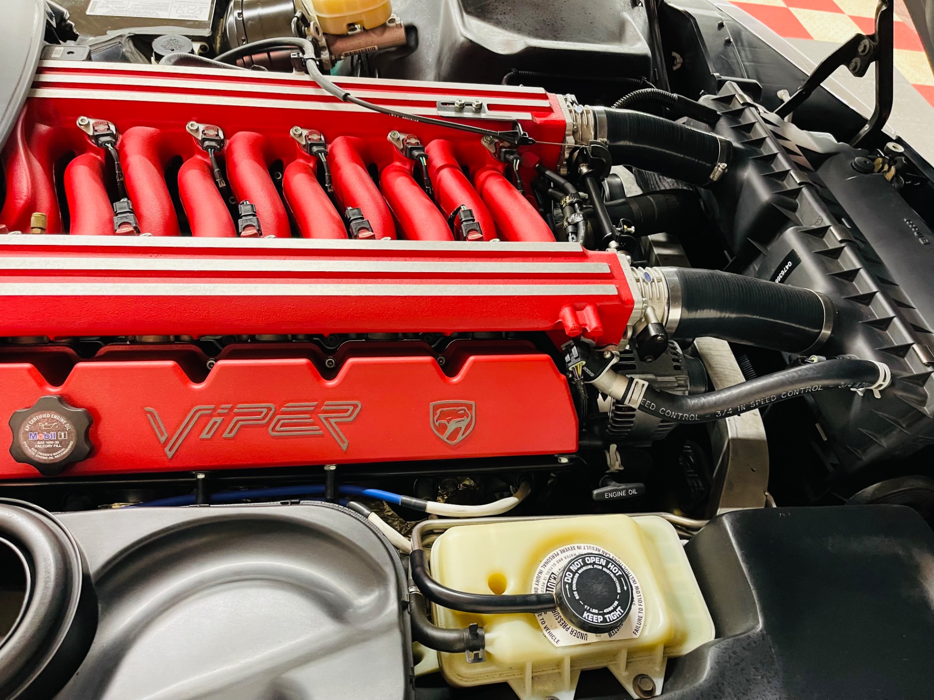 Used 2001 Dodge Viper RT/10 Super Low Miles Rare Color Combo | Mundelein, IL