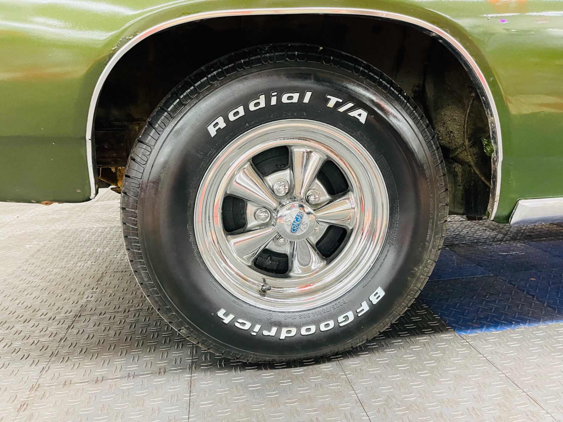 1969 Dodge Coronet 25
