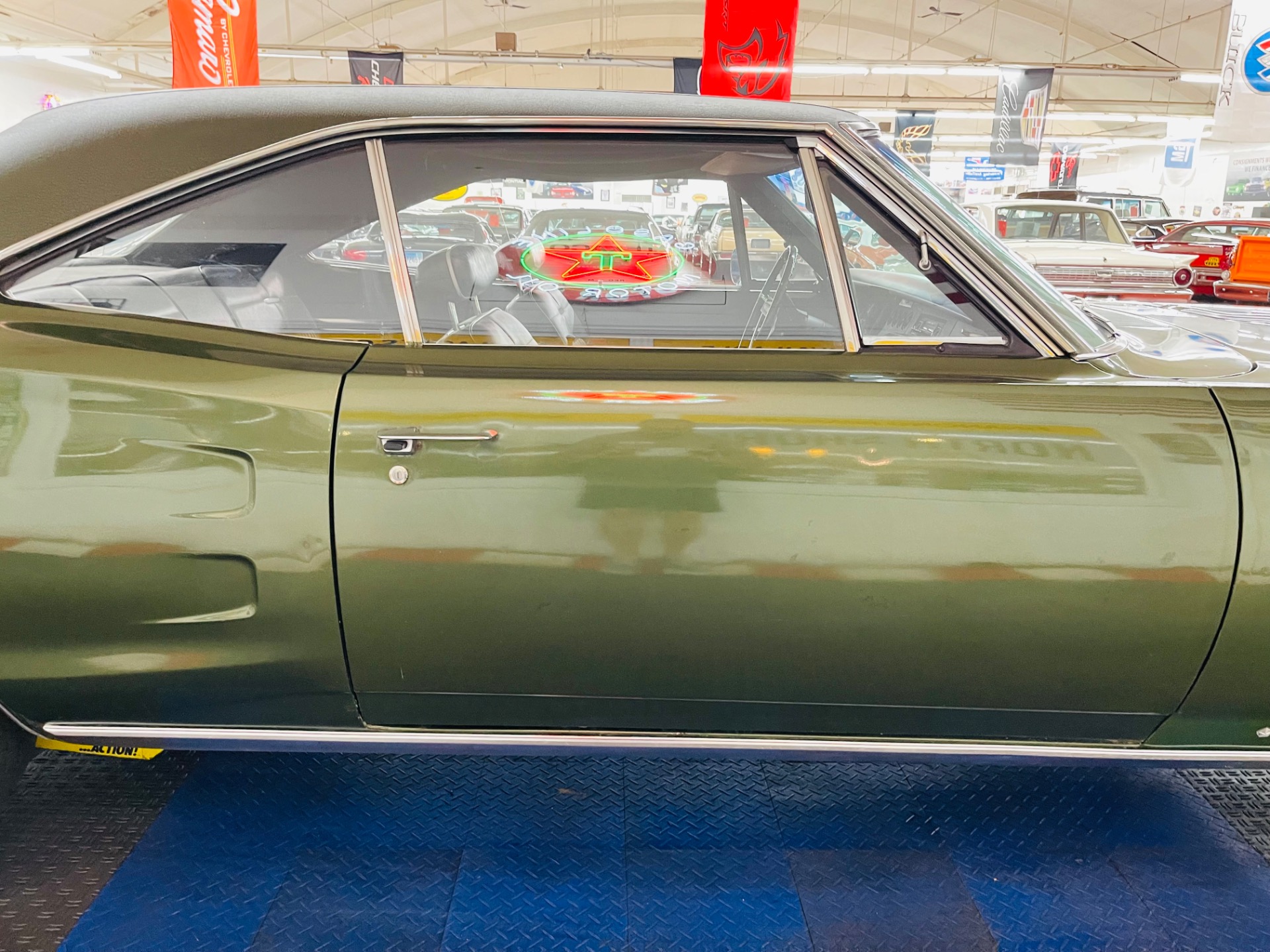 1969 Dodge Coronet 31
