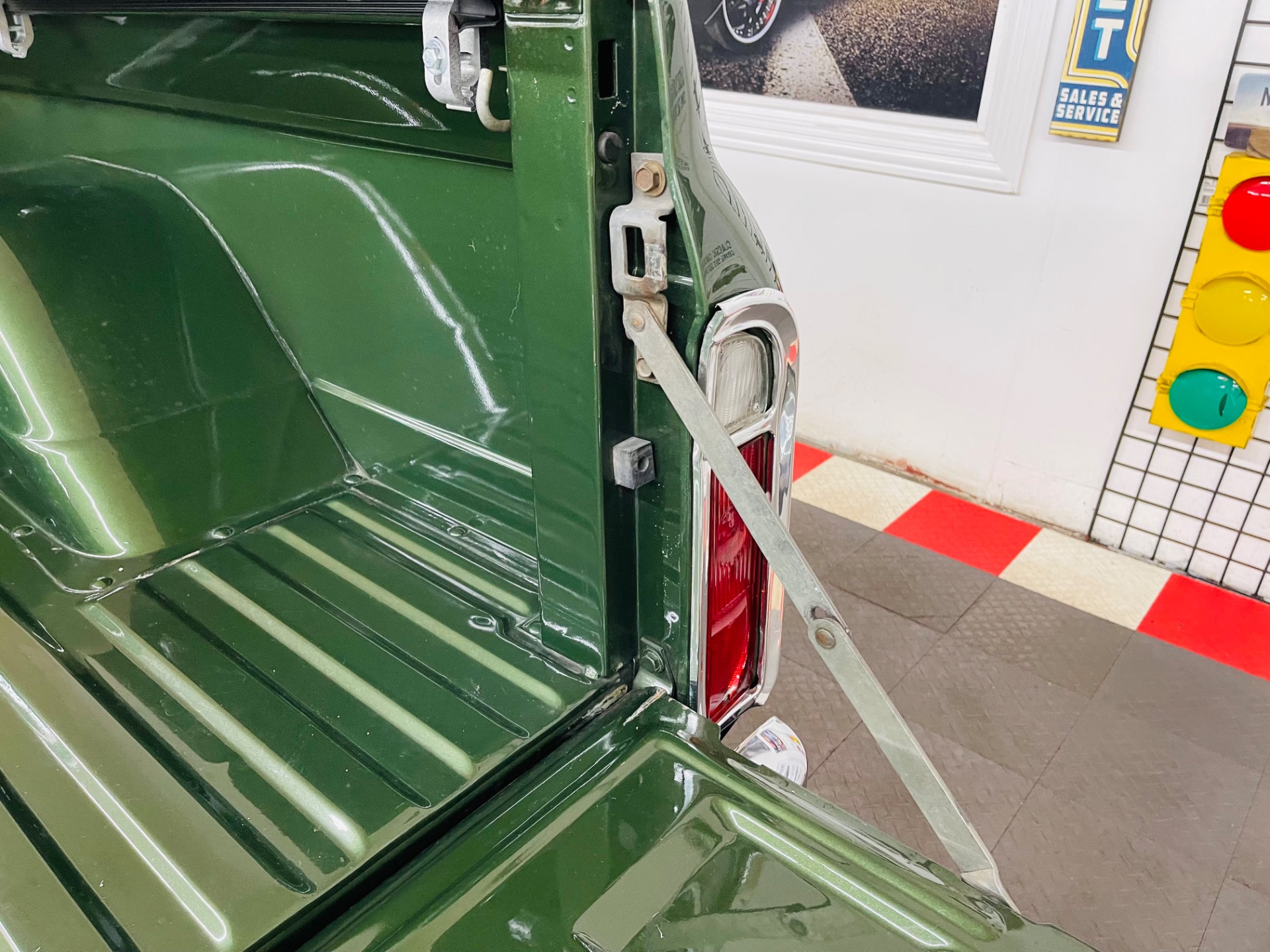 Used 1971 Chevrolet C 10 Restored C 10 with A/C-SEE VIDEO | Mundelein, IL