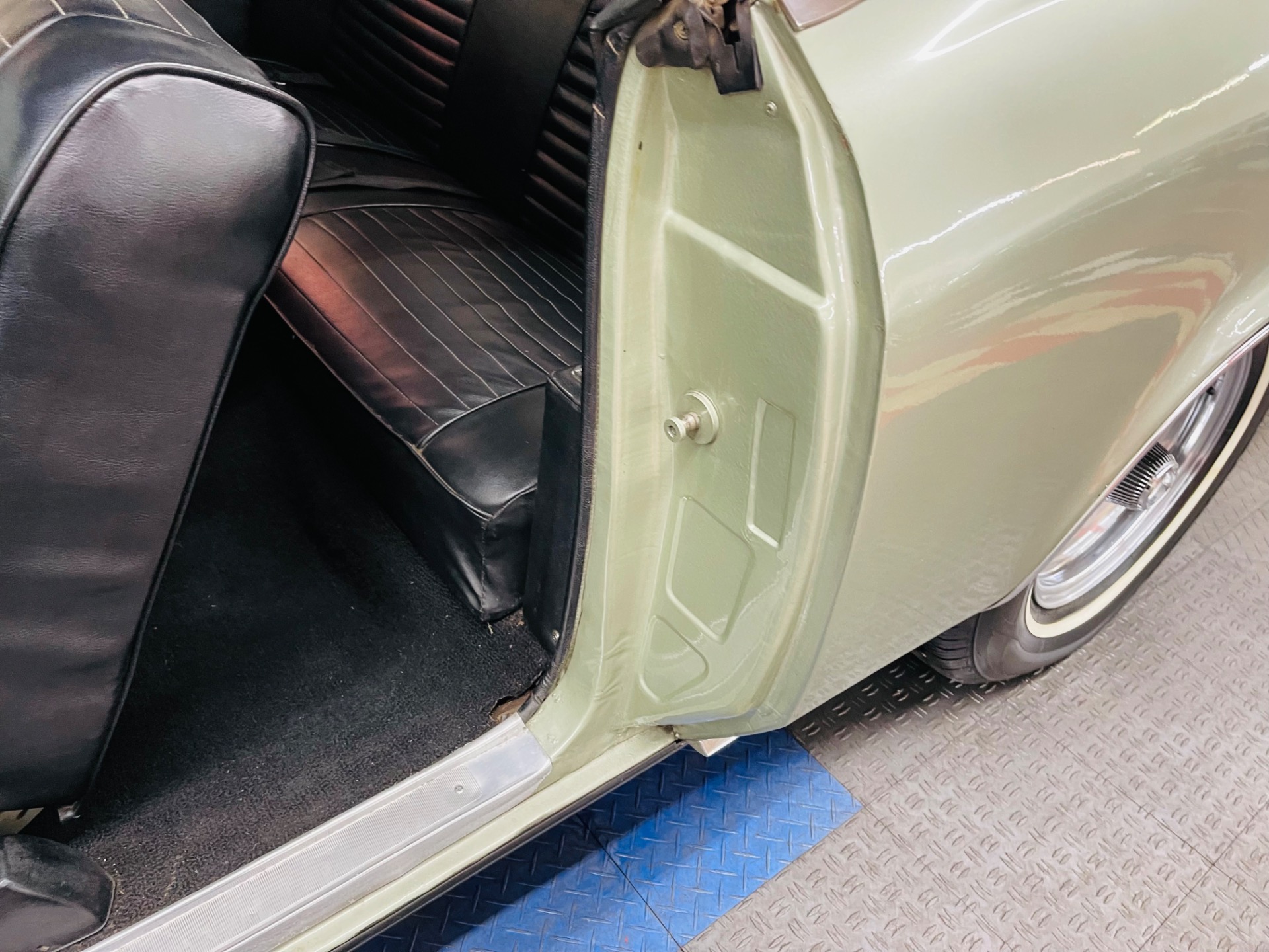 Used 1966 Buick Riviera - 2 DOOR HARDTOP - GREAT DRIVING CLASSIC -SEE VIDEO | Mundelein, IL