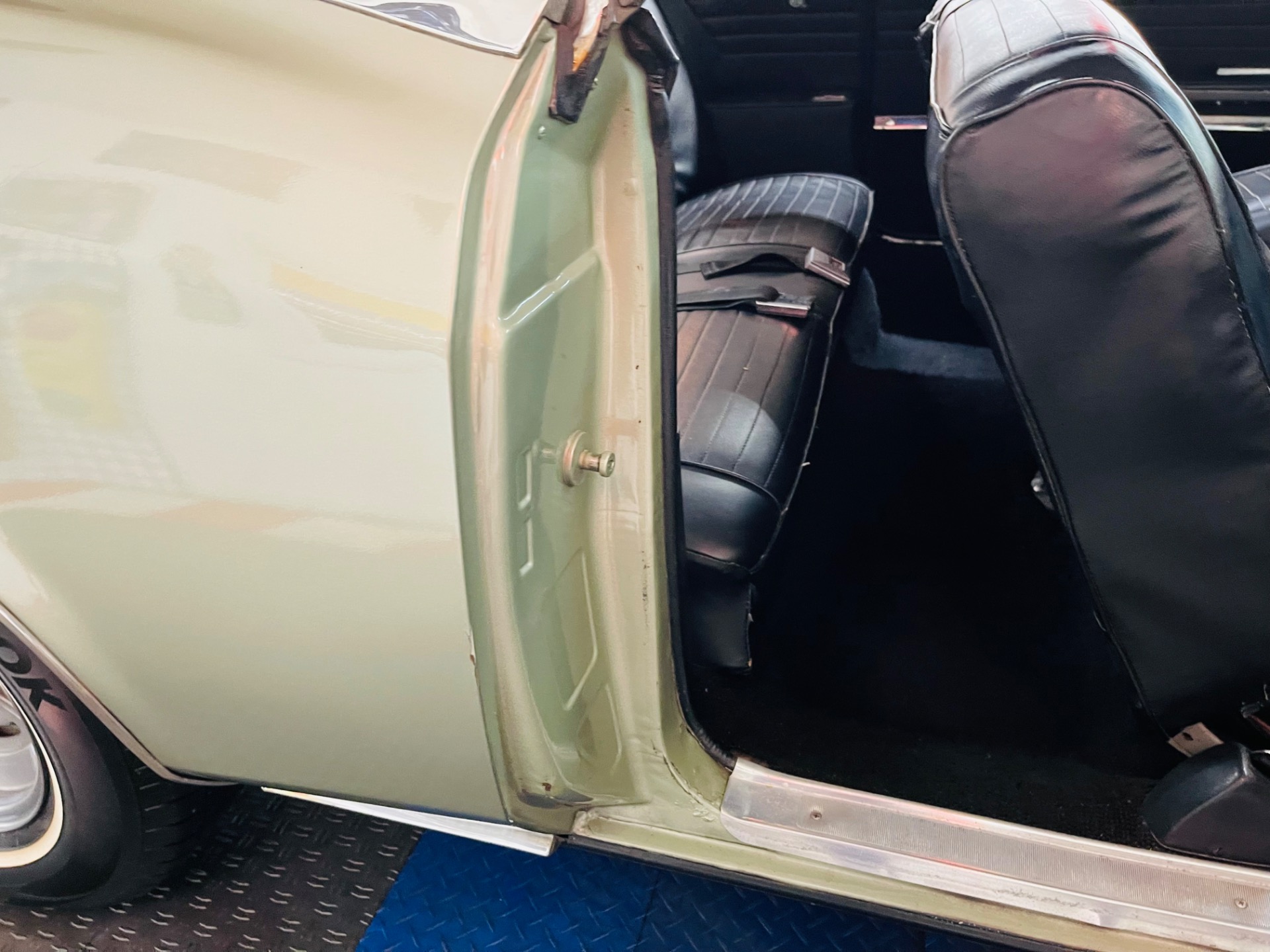 Used 1966 Buick Riviera - 2 DOOR HARDTOP - GREAT DRIVING CLASSIC -SEE VIDEO | Mundelein, IL