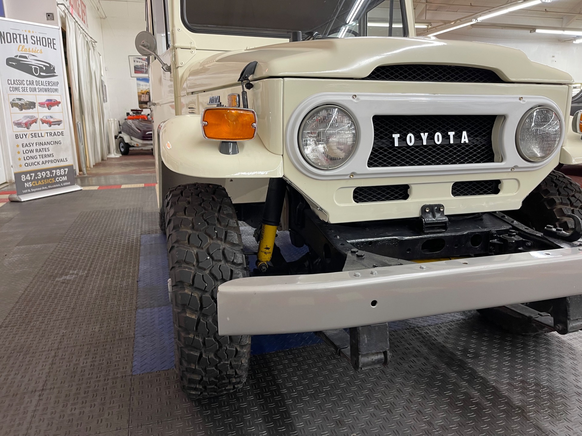 1972 Toyota FJ 40 10