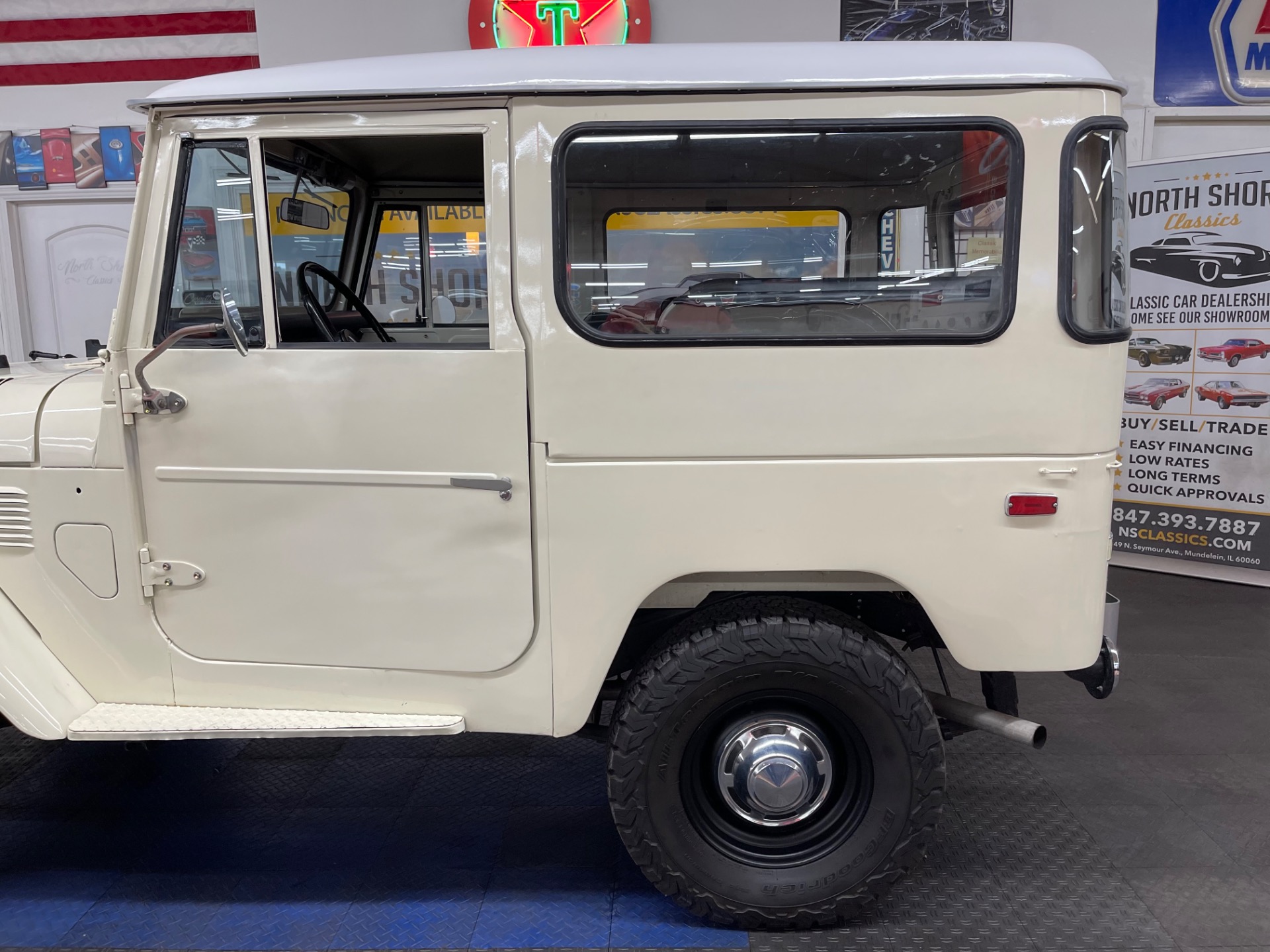 1972 Toyota FJ 40 21