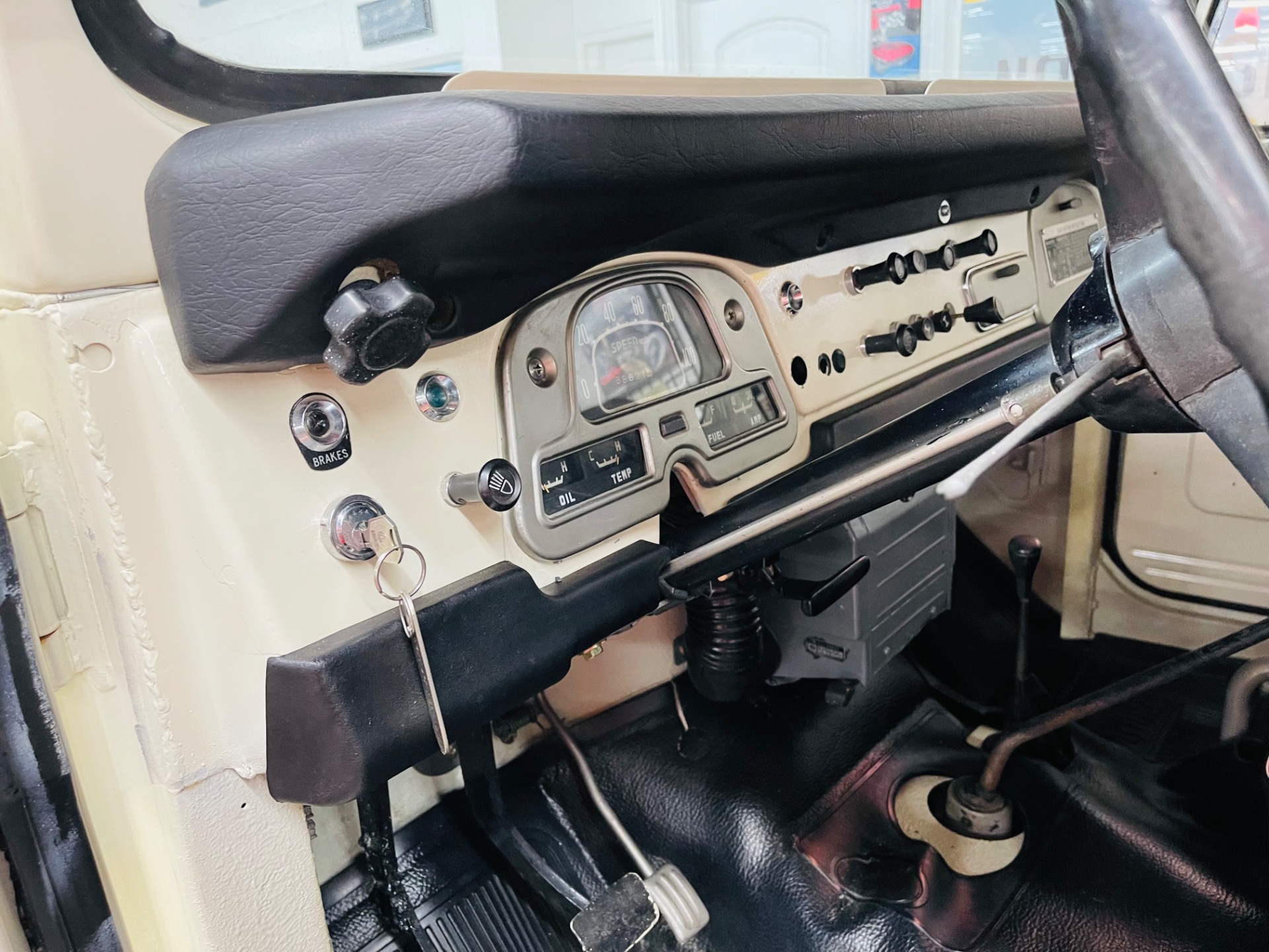 Used 1972 Toyota FJ 40 - VINTAGE SUV - 4 WHEEL DRIVE -SEE VIDEO | Mundelein, IL
