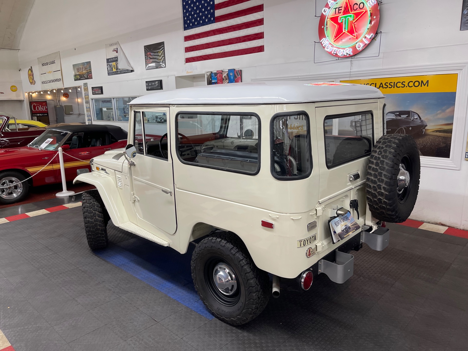 1972 Toyota FJ 40 3