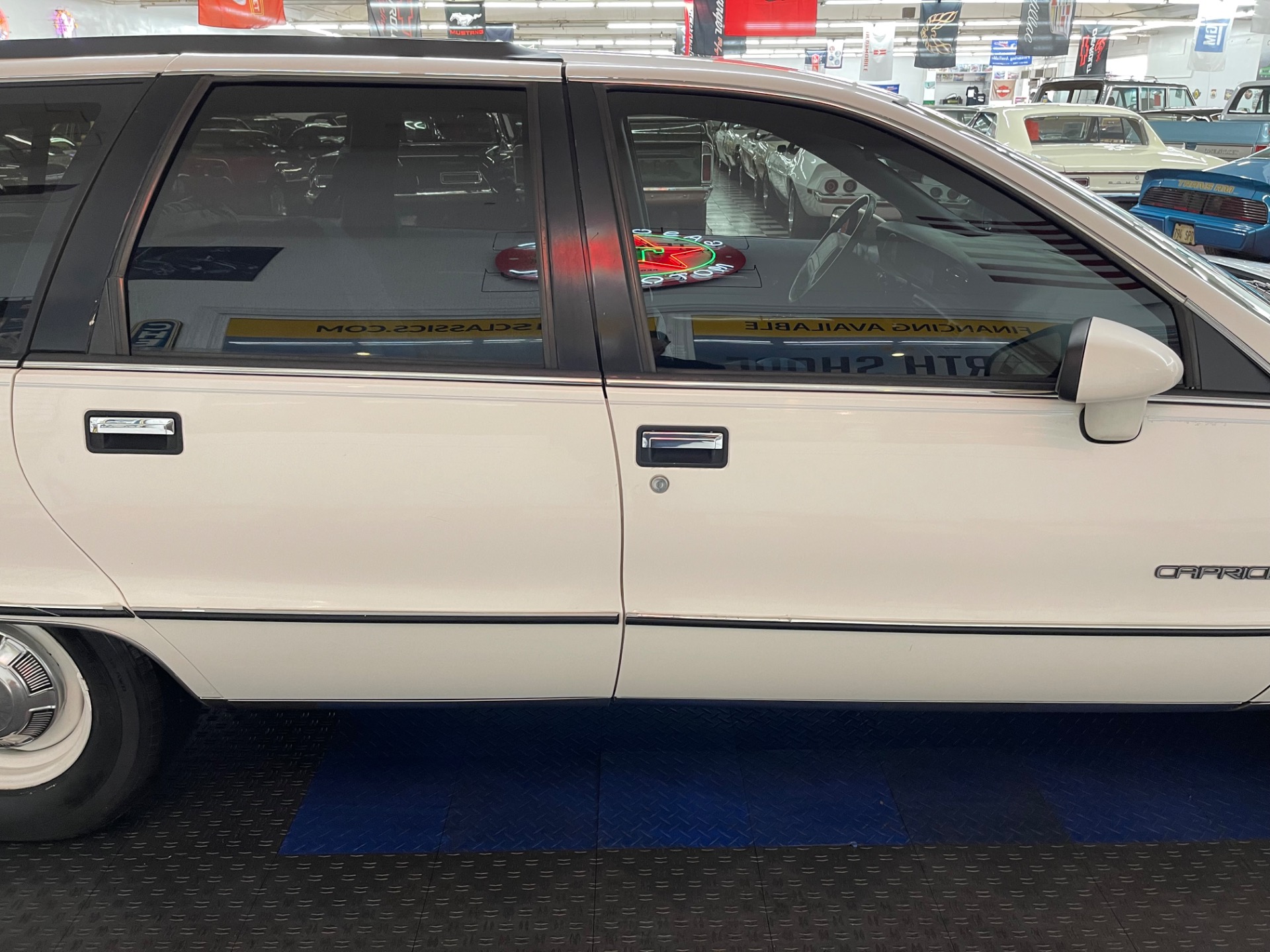 1991 Chevrolet Caprice 23
