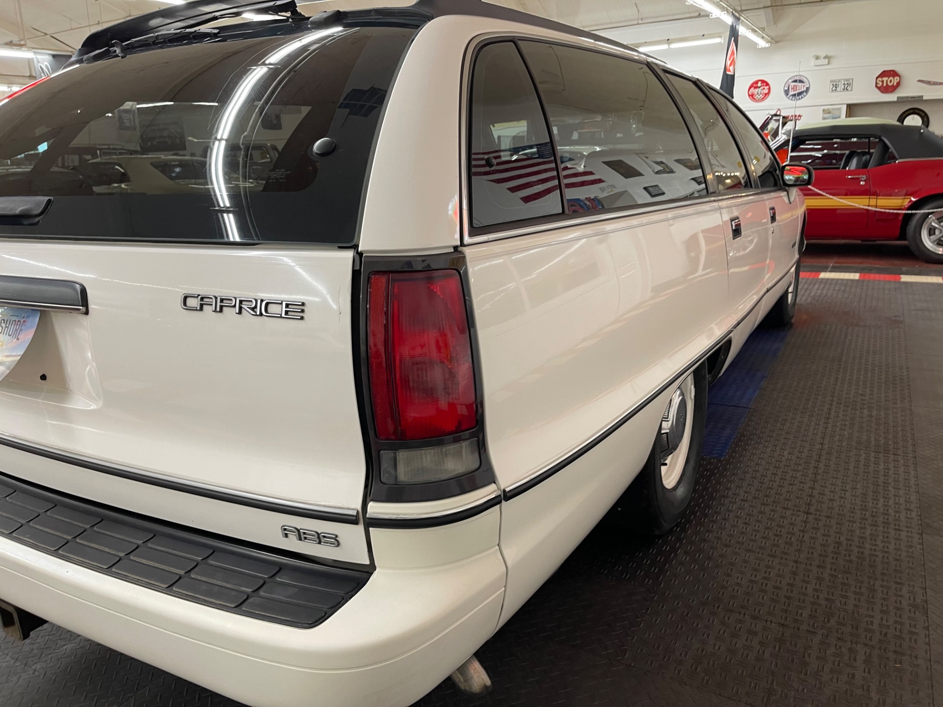 1991 Chevrolet Caprice 25