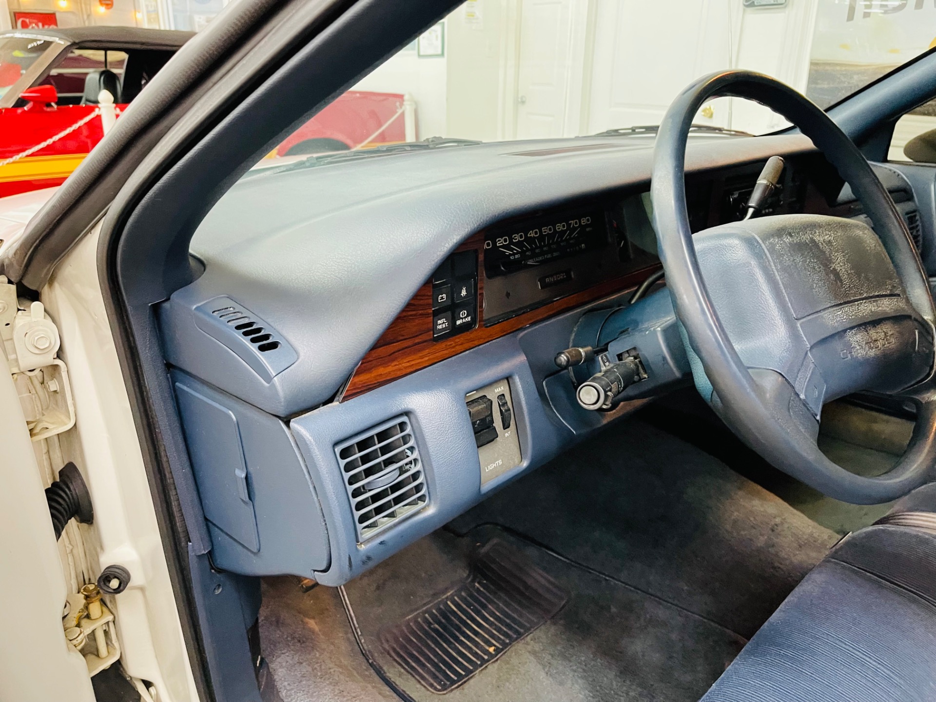 1991 Chevrolet Caprice 32