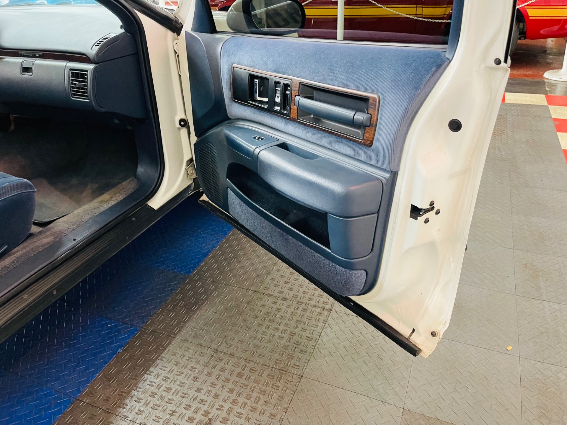 Used 1991 Chevrolet Caprice - STATION WAGON - CLEAN SOUTHERN VEHICLE -SEE VIDEO | St. Petersburg, FL