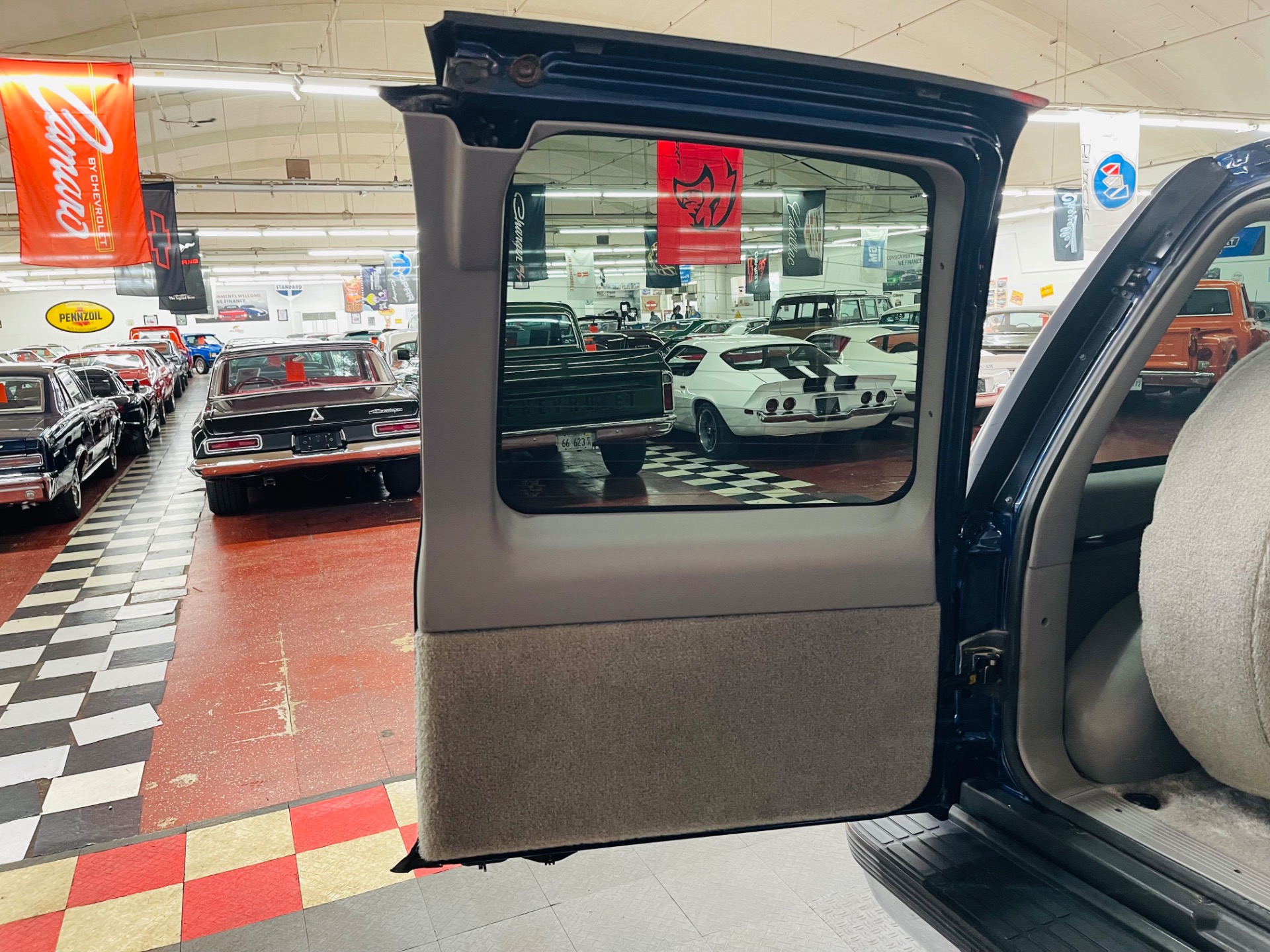 Used 1997 GMC Yukon - SLT PACKAGE - 2 DOOR - ONE OWNER -SEE VIDEO | Mundelein, IL