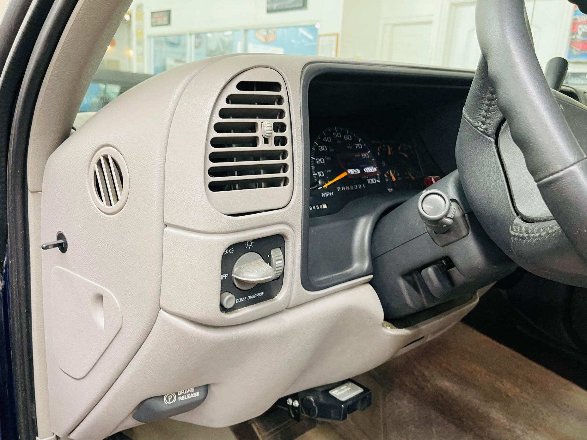 Used 1997 GMC Yukon - SLT PACKAGE - 2 DOOR - ONE OWNER -SEE VIDEO | Mundelein, IL