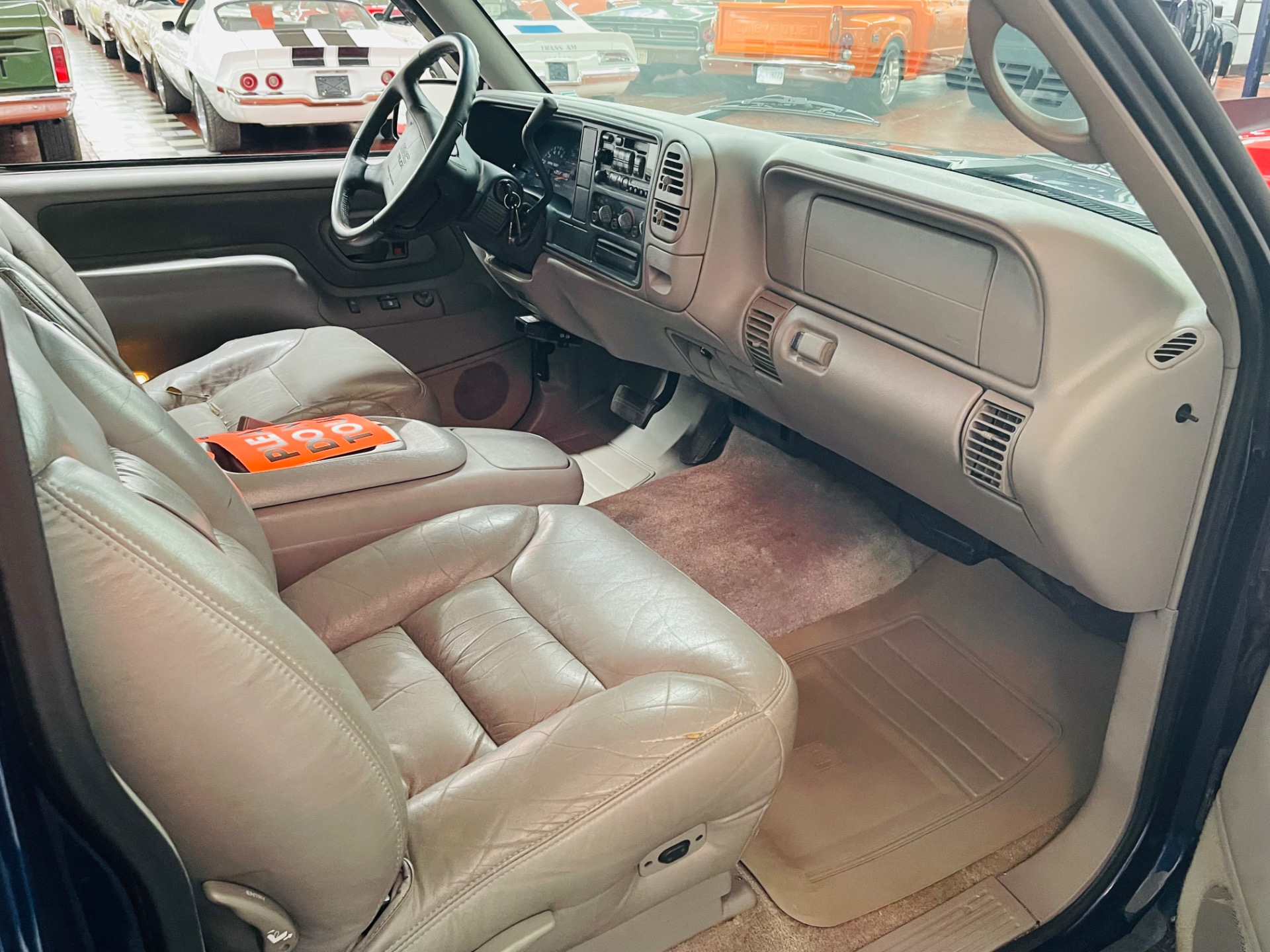 Used 1997 GMC Yukon - SLT PACKAGE - 2 DOOR - ONE OWNER -SEE VIDEO | Mundelein, IL