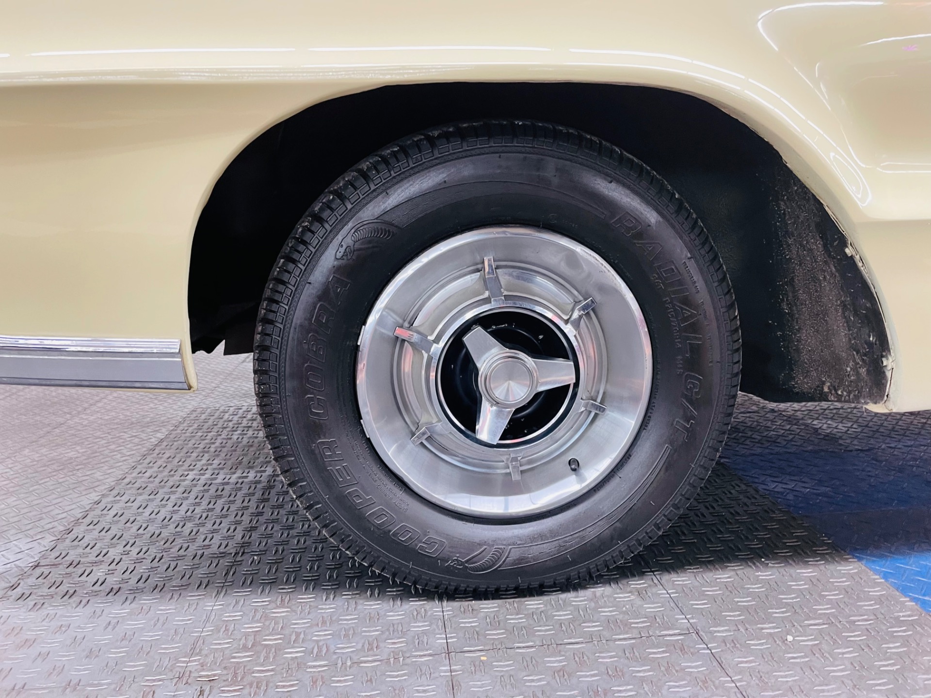 Used 1966 Dodge Monaco - 2 DOOR HARDTOP - GREAT DRIVING CLASSIC -SEE VIDEO | Mundelein, IL