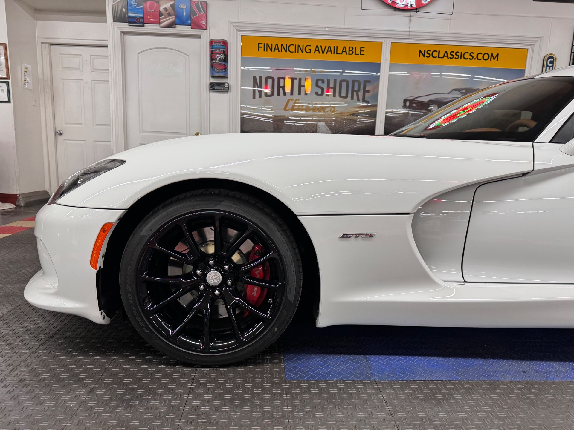 2014 Dodge SRT Viper 19