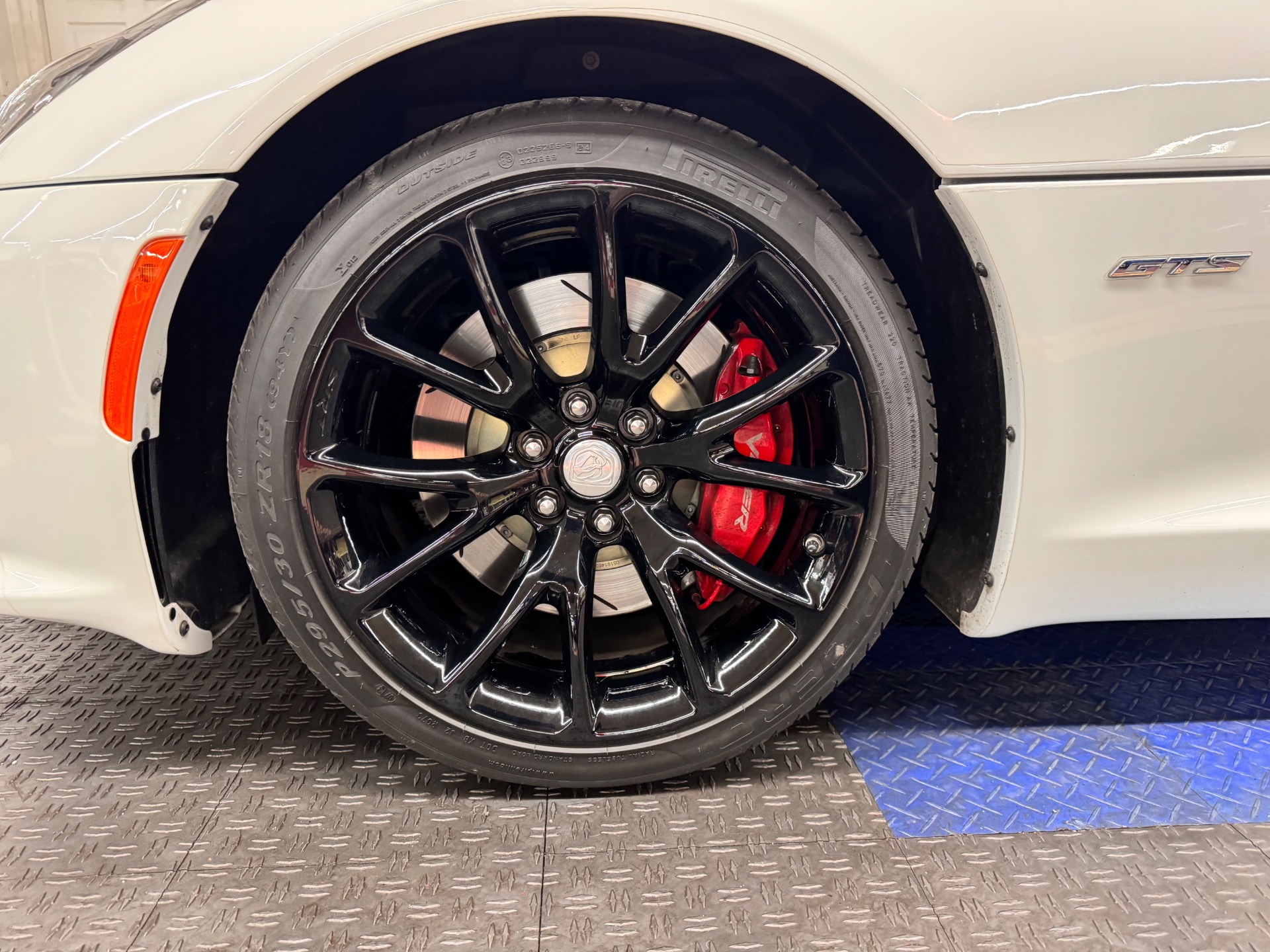 2014 Dodge SRT Viper 24