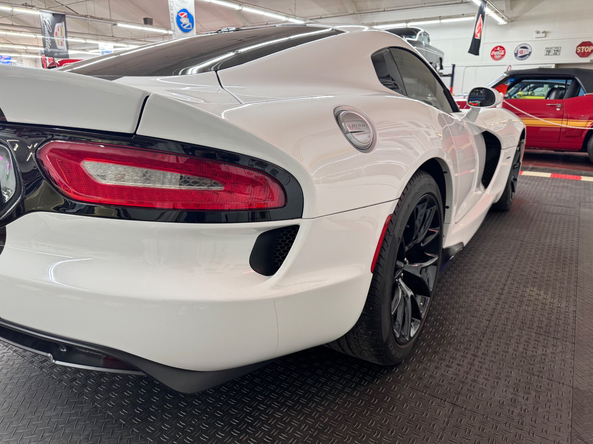 2014 Dodge SRT Viper 30