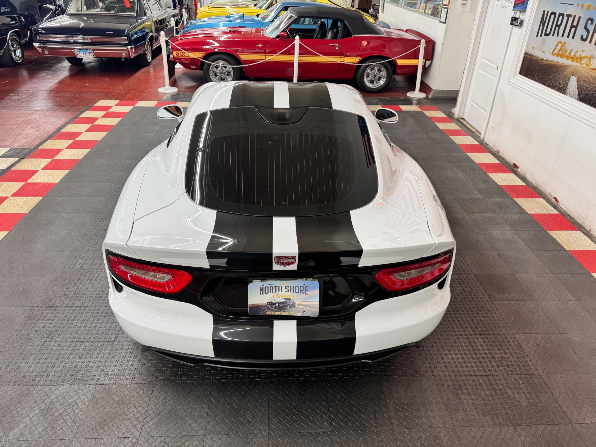 2014 Dodge SRT Viper 35