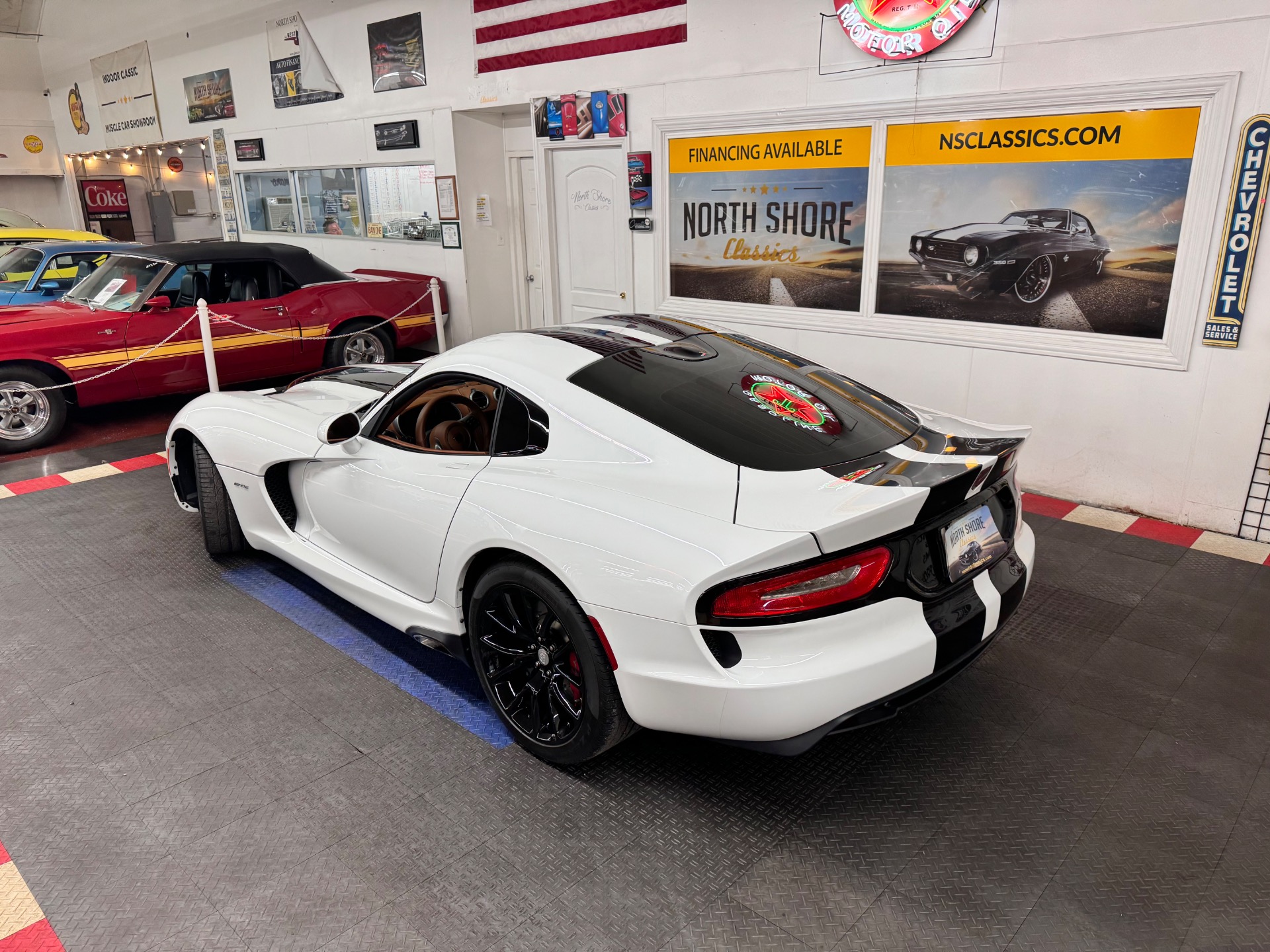 2014 Dodge SRT Viper 3