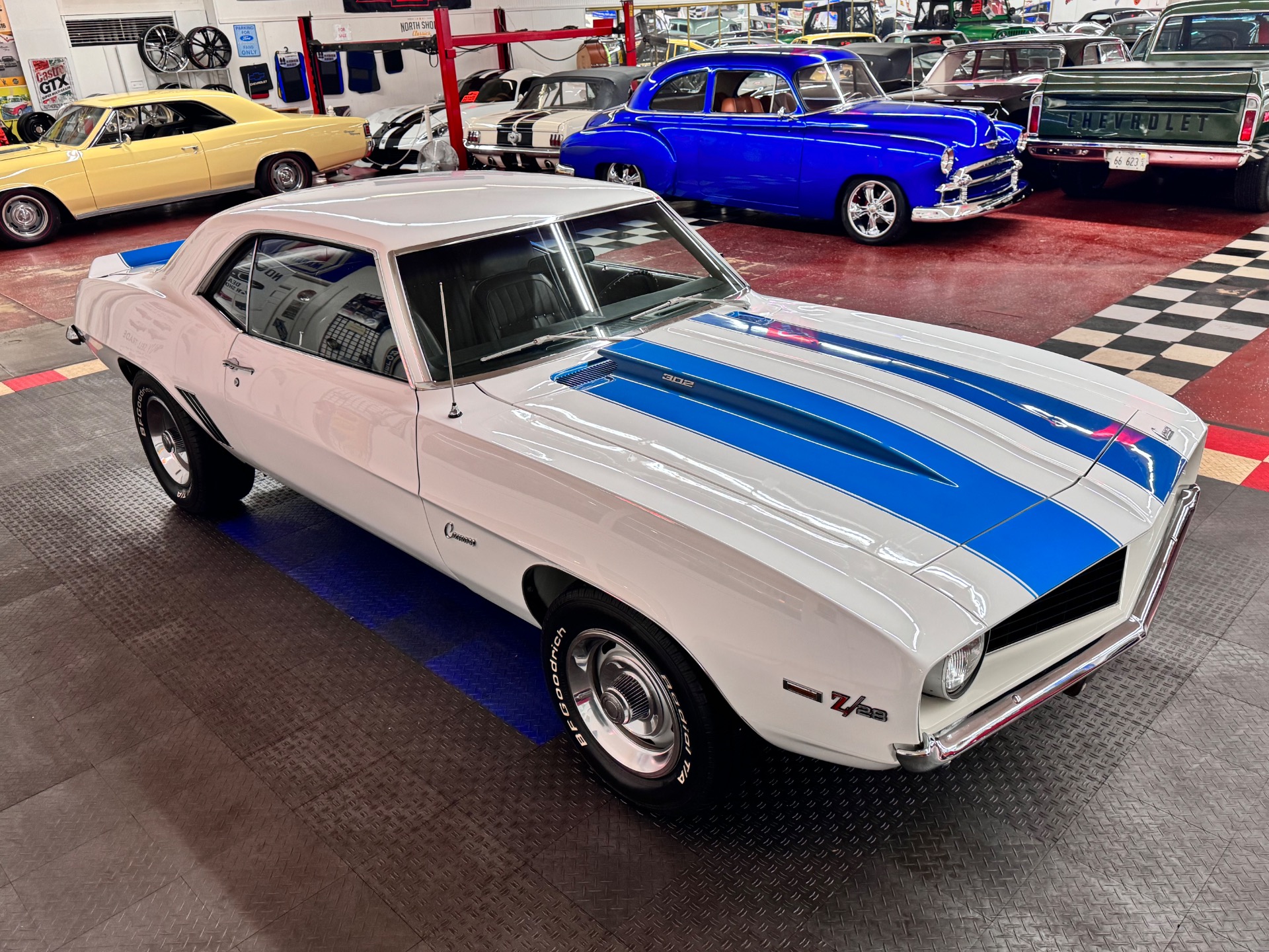 1969 Chevrolet Camaro 19