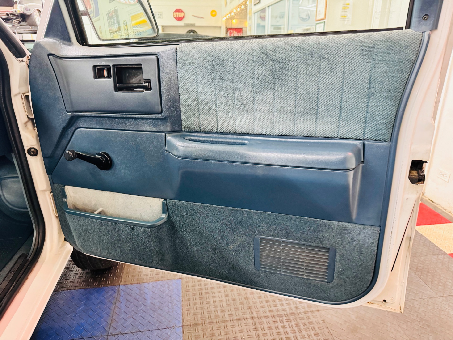Used 1993 Chevrolet S-10 - 4.3L ENGINE - 4X4 - CLEAN SOUTHERN TRUCK -SEE VIDEO | Mundelein, IL