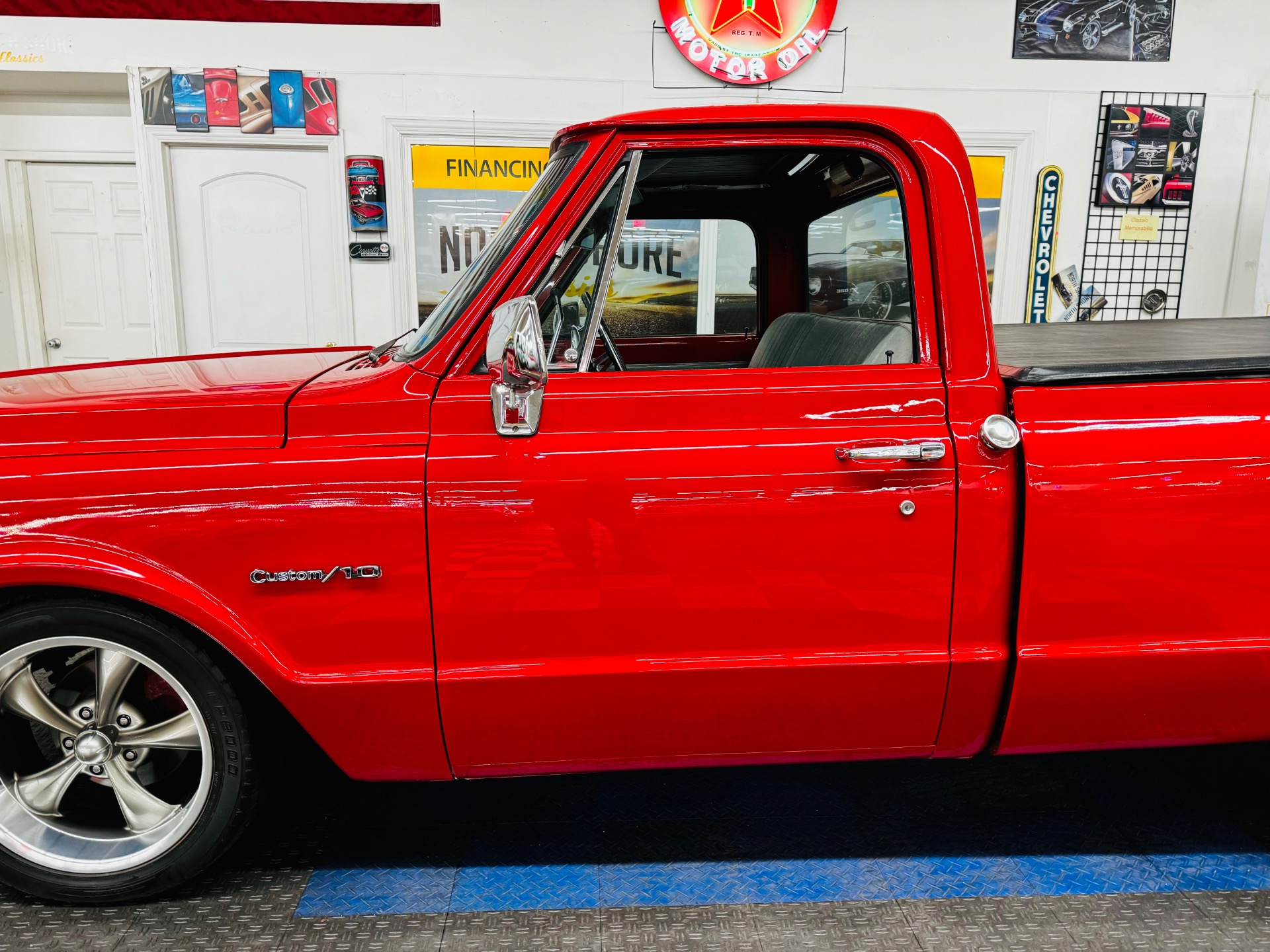 1969 Chevrolet Pickup 21