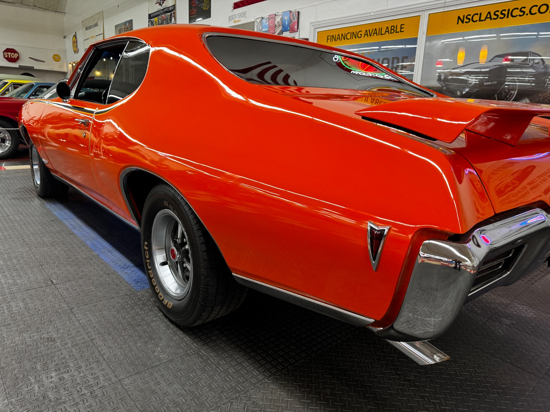 1968 Pontiac GTO 24