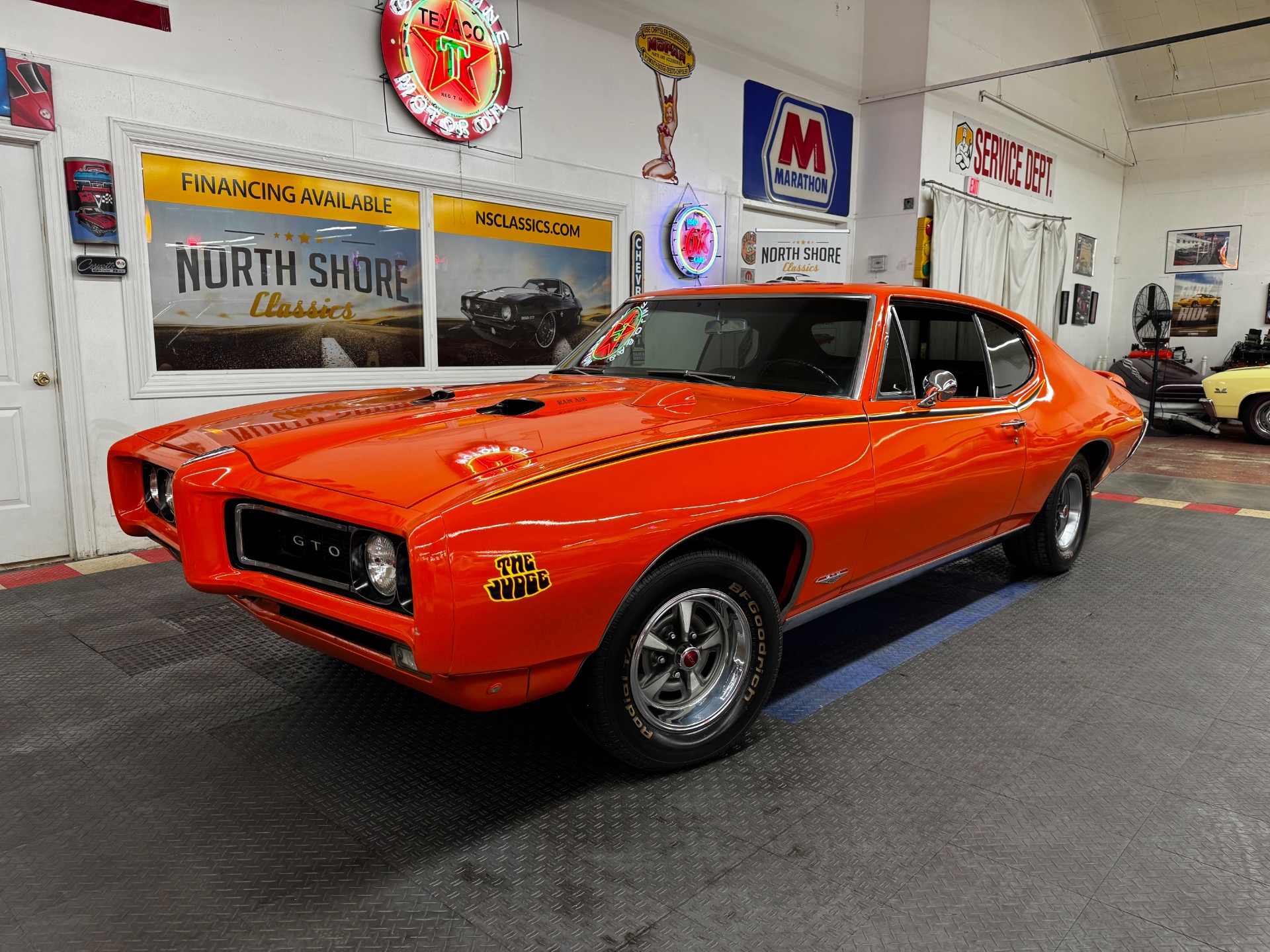 1968 Pontiac GTO 2