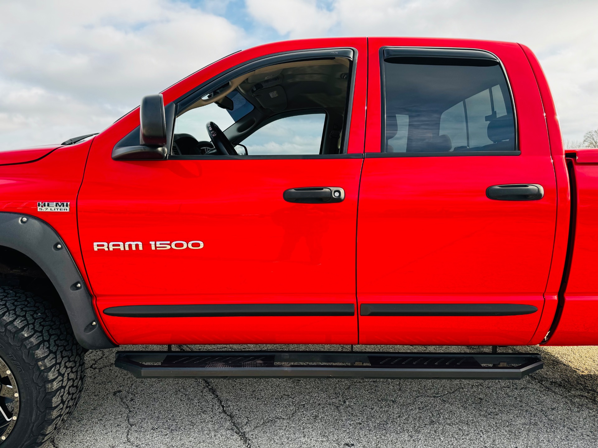 Used 2006 Dodge Ram 1500 - LOW MILES - CLEAN FLOORS - LIFTED -SEE VIDEO | Mundelein, IL