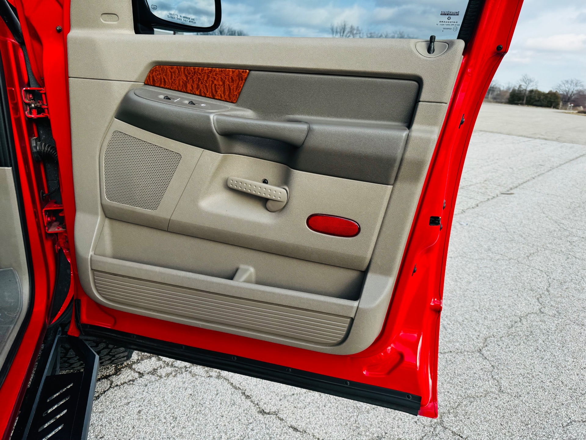 Used 2006 Dodge Ram 1500 - LOW MILES - CLEAN FLOORS - LIFTED -SEE VIDEO | Mundelein, IL
