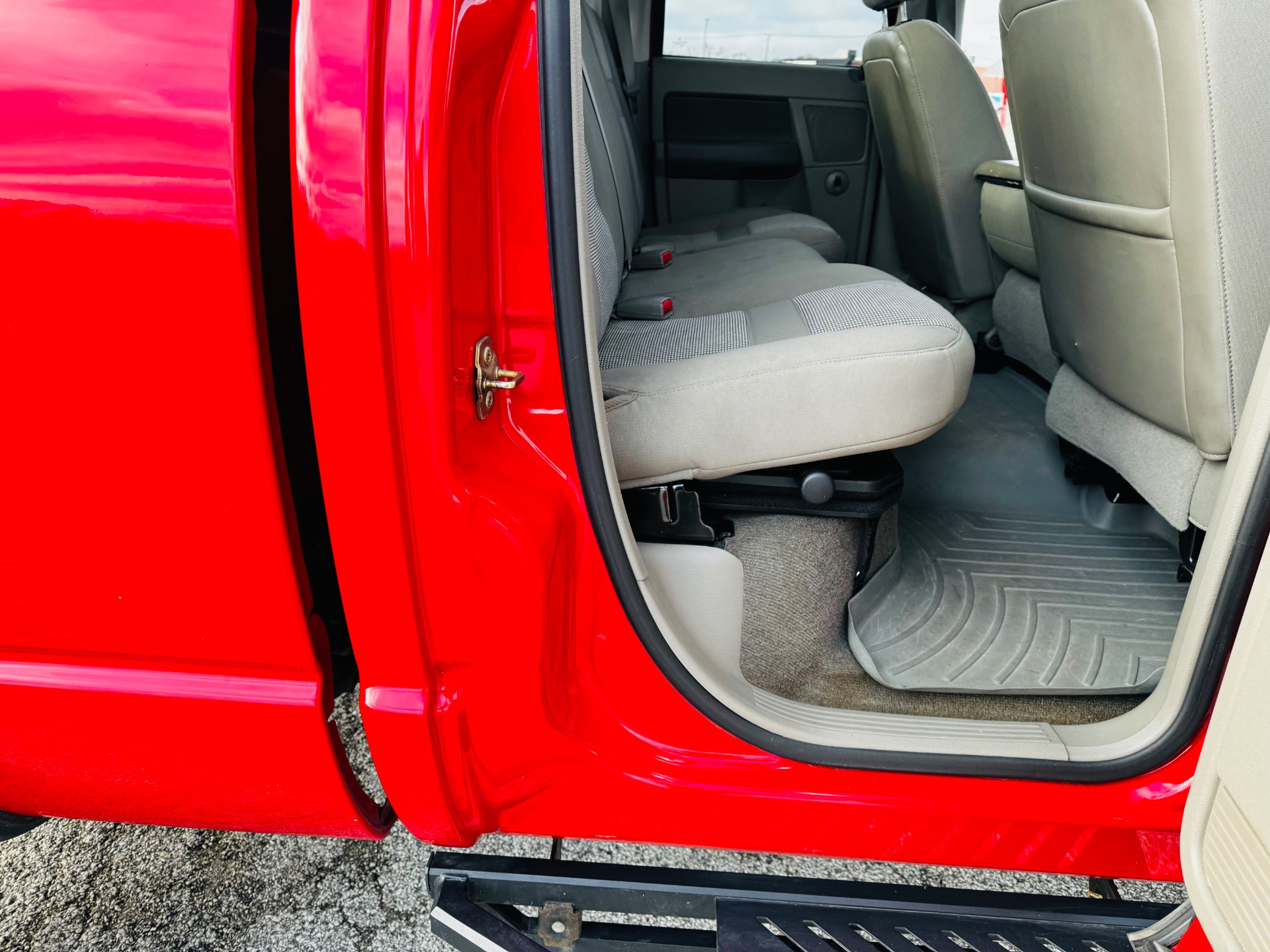 Used 2006 Dodge Ram 1500 - LOW MILES - CLEAN FLOORS - LIFTED -SEE VIDEO | Mundelein, IL