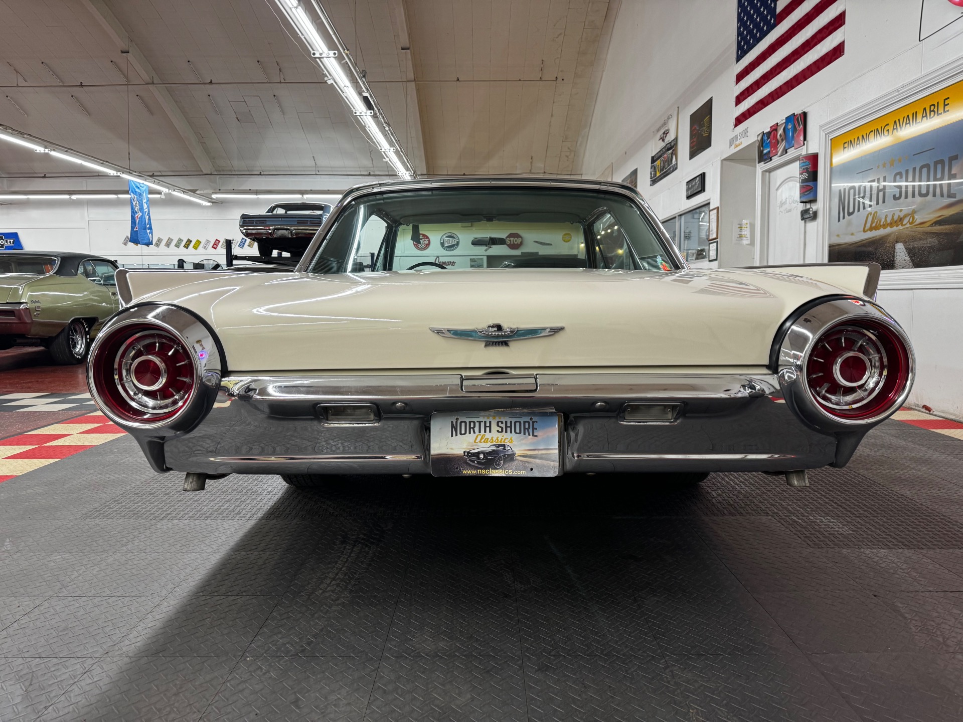 1963 Ford Thunderbird 17