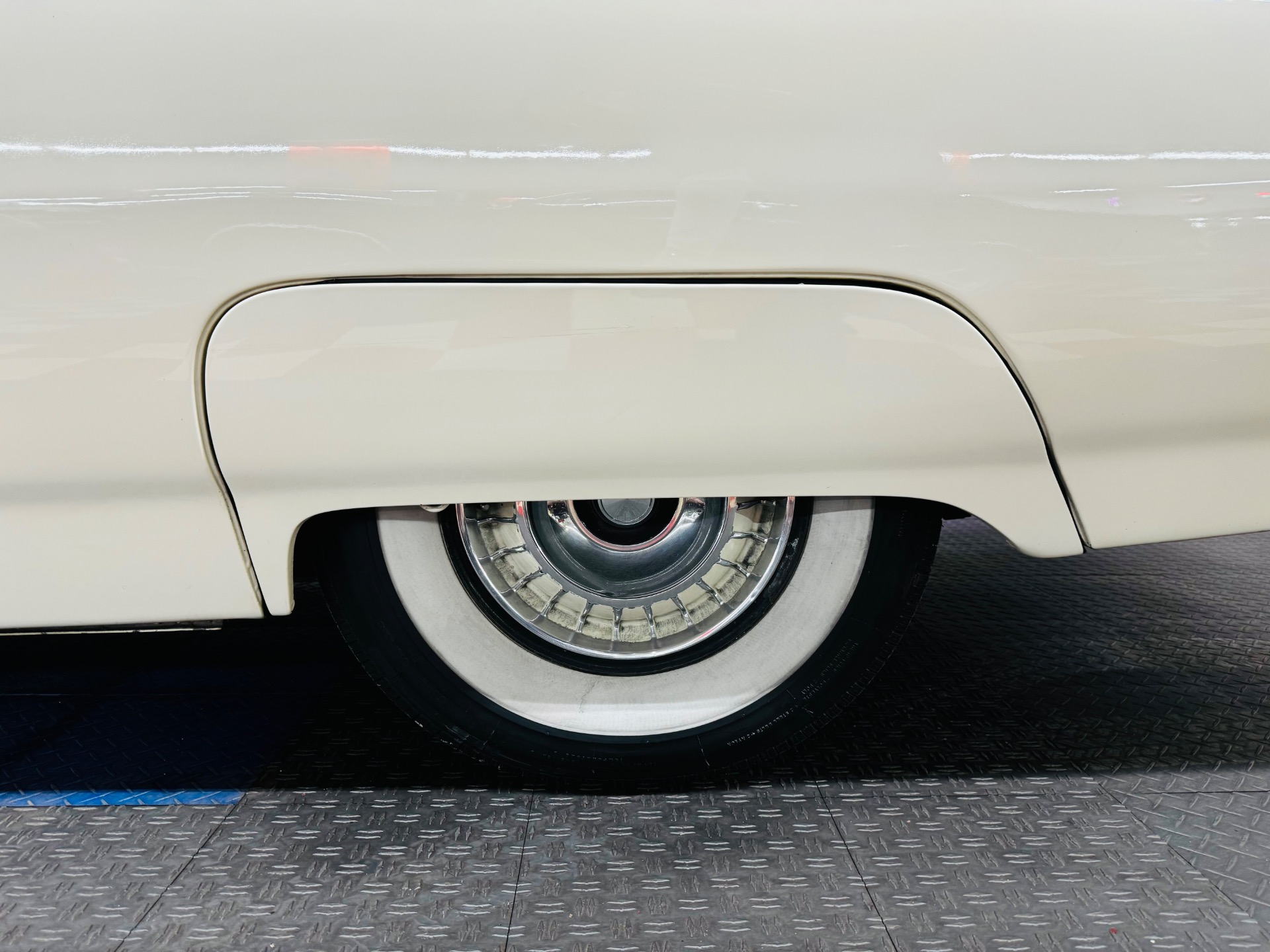 Used 1963 Ford Thunderbird - HIGH QUALITY RESTORATION - SEE VIDEO | Mundelein, IL