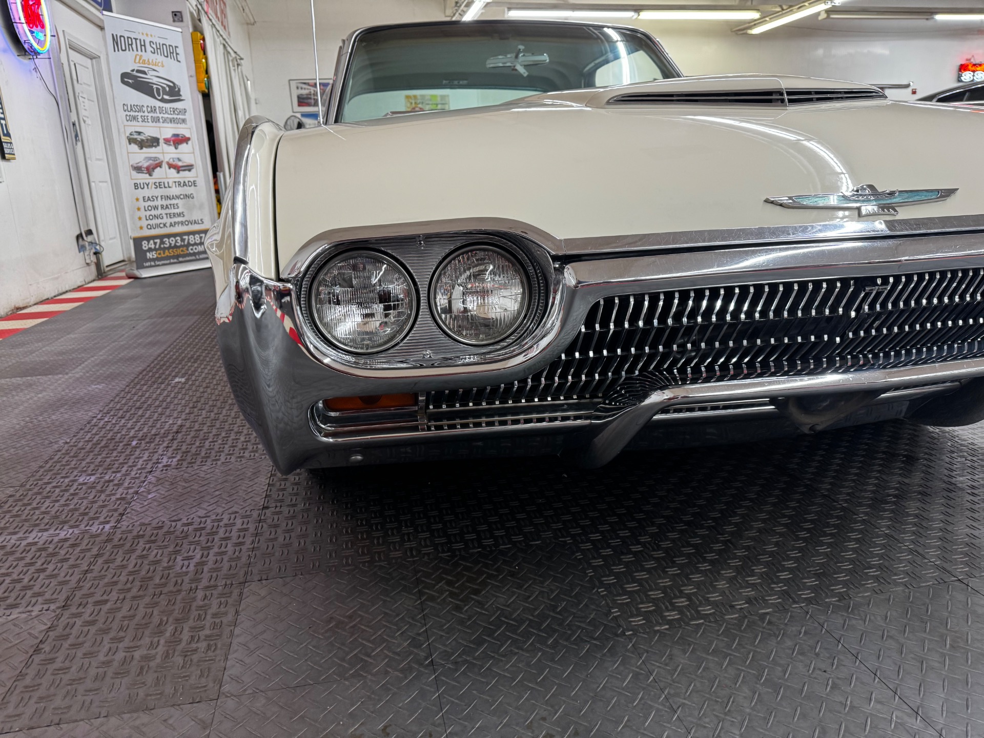 1963 Ford Thunderbird 7