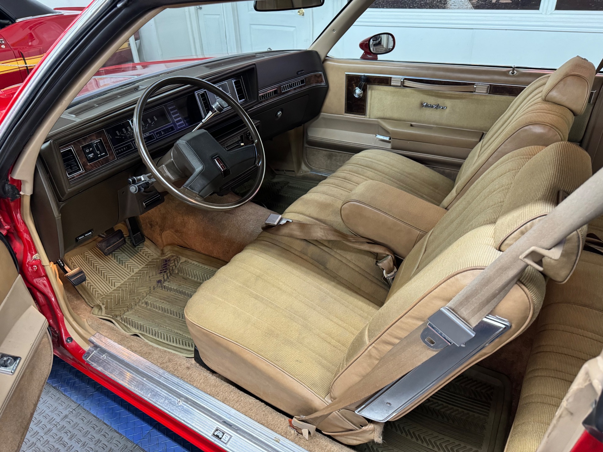 Used 1982 Oldsmobile Cutlass Supreme Clean Driver-SEE VIDEO | Mundelein, IL