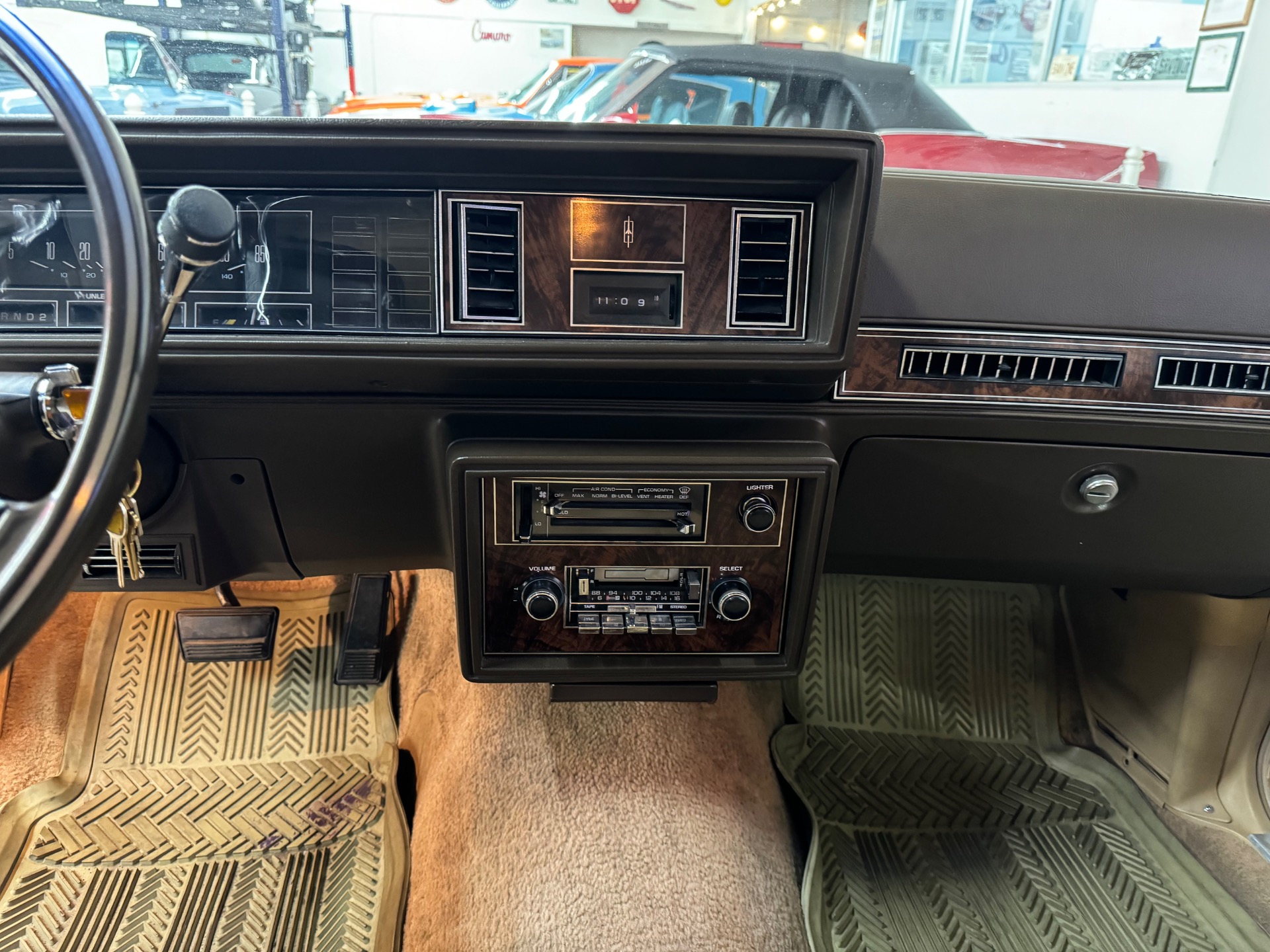 Used 1982 Oldsmobile Cutlass Supreme Clean Driver-SEE VIDEO | Mundelein, IL