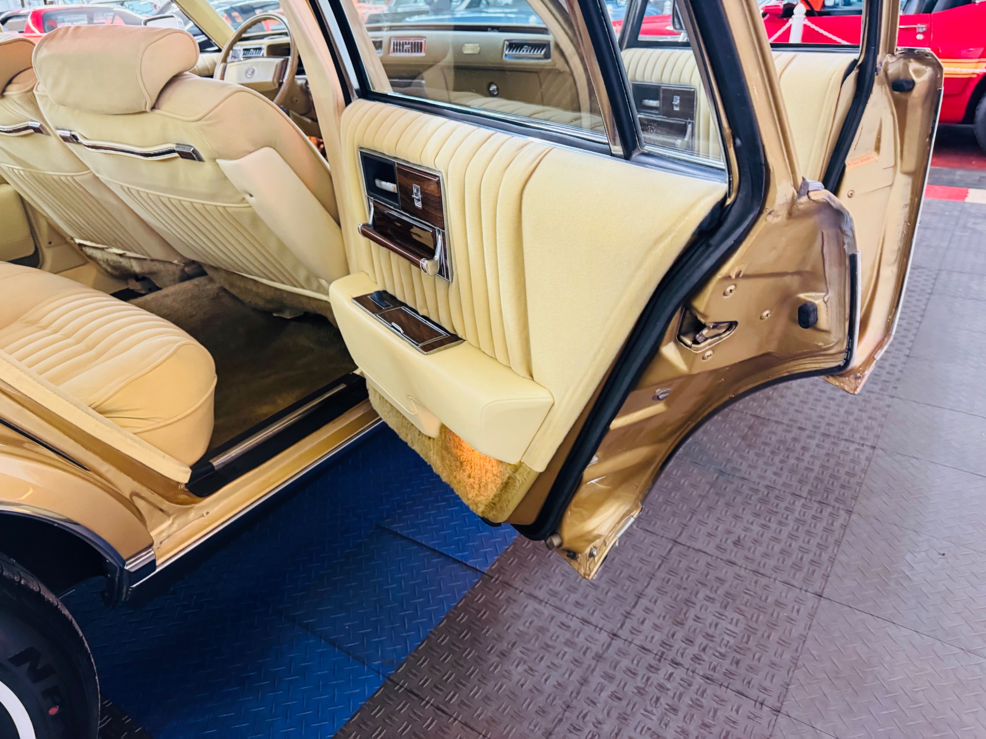1978 Cadillac Seville 54