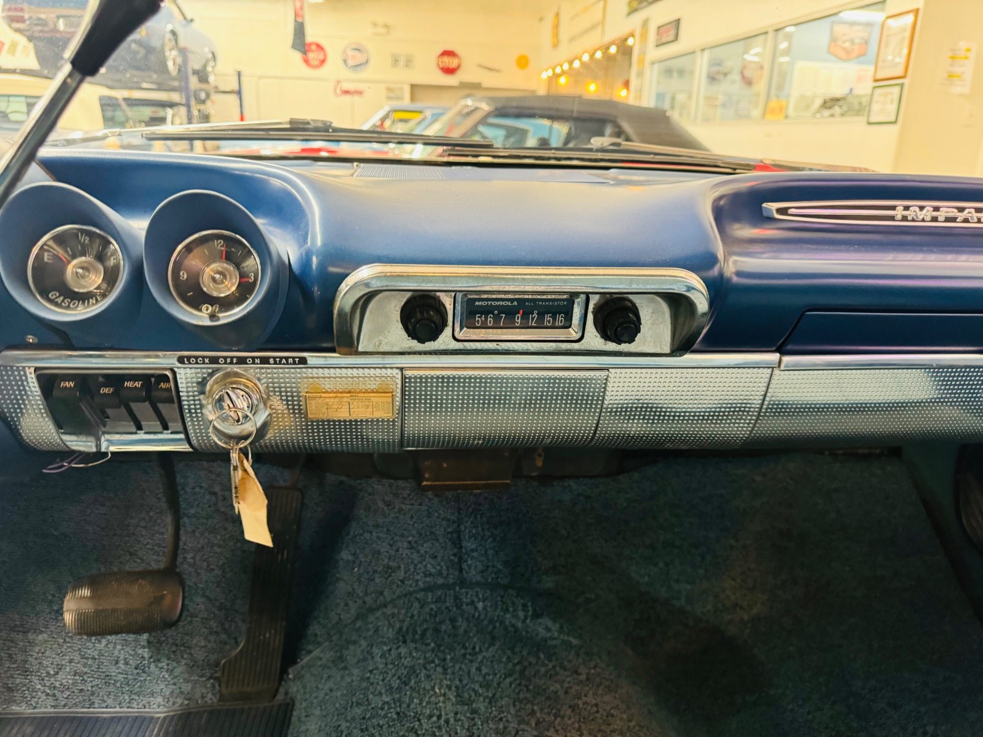 1960 Chevrolet Impala 38