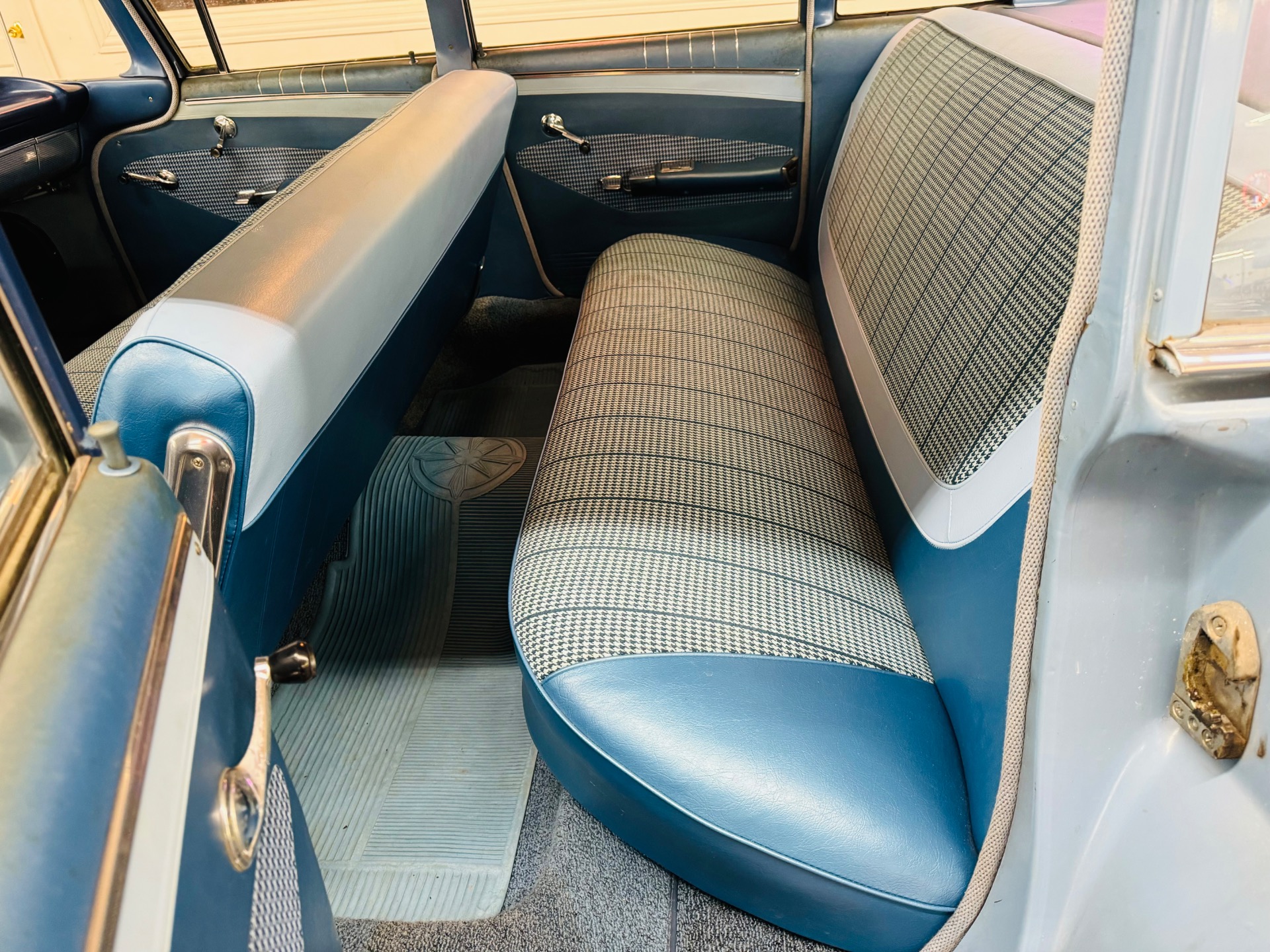Used 1960 Chevrolet Impala - 4 DOOR SEDAN - ORIGINAL PAINT - 283 ENGINE | Mundelein, IL
