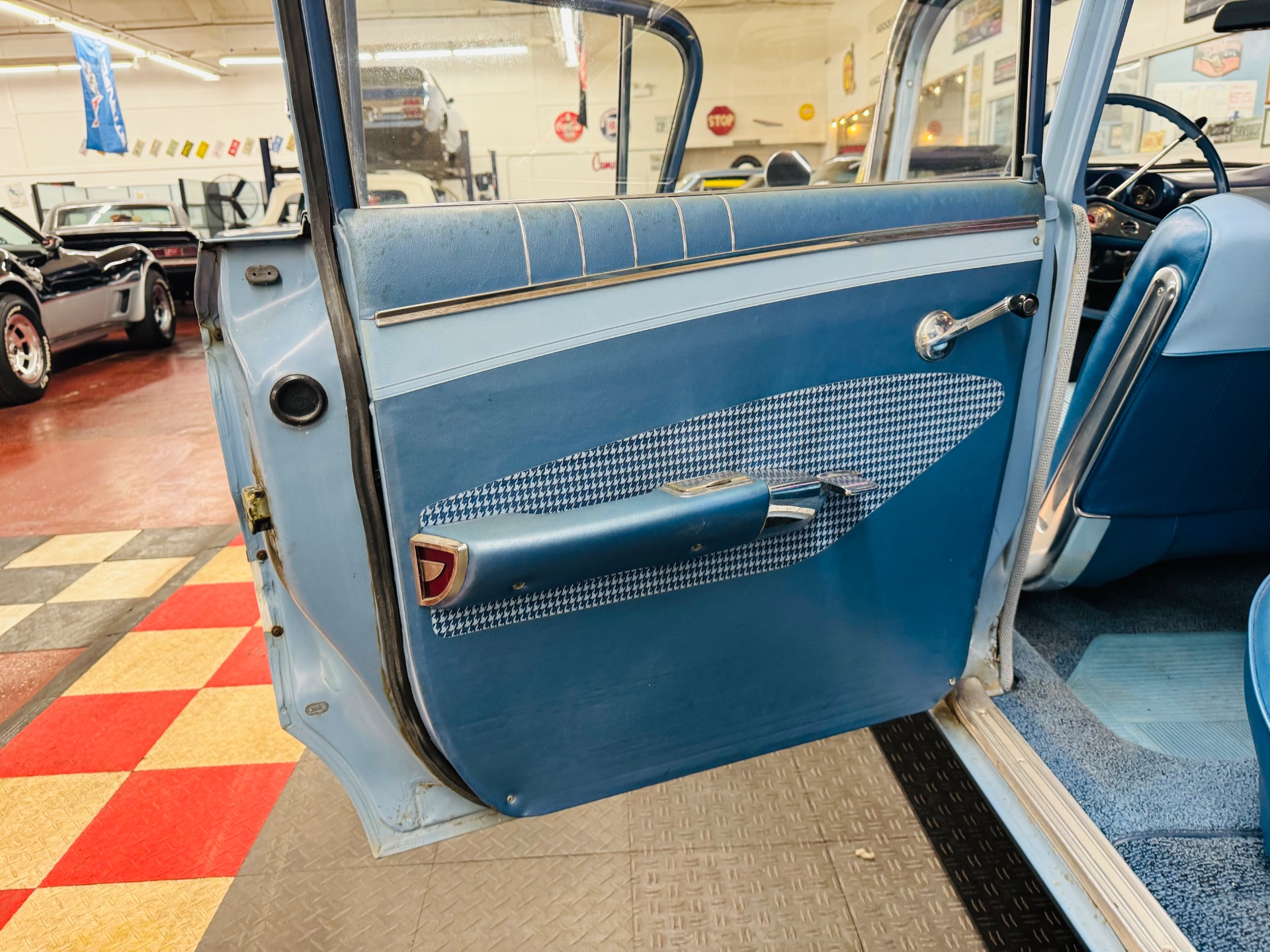 Used 1960 Chevrolet Impala - 4 DOOR SEDAN - ORIGINAL PAINT - 283 ENGINE | Mundelein, IL
