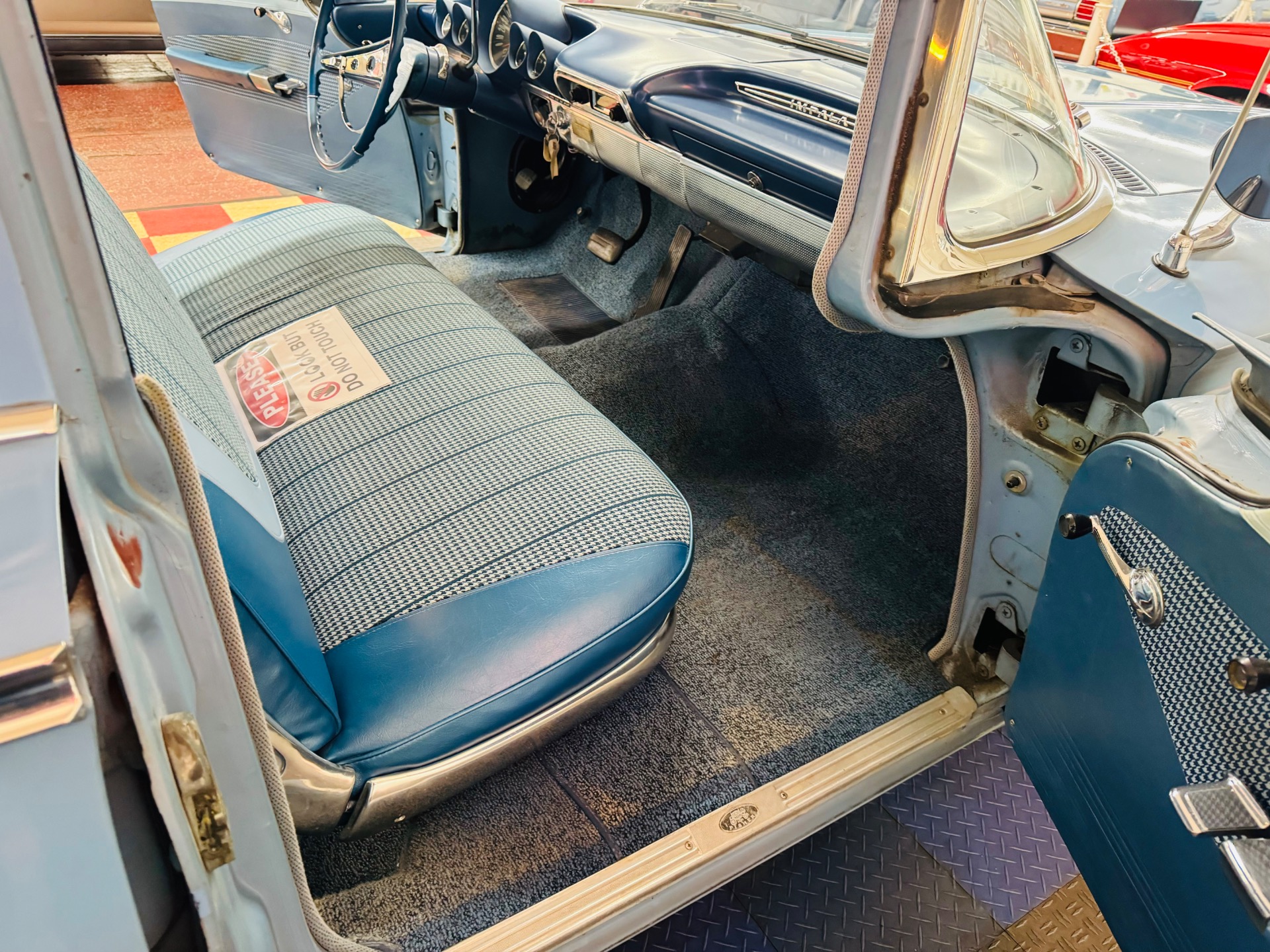 Used 1960 Chevrolet Impala - 4 DOOR SEDAN - ORIGINAL PAINT - 283 ENGINE | Mundelein, IL